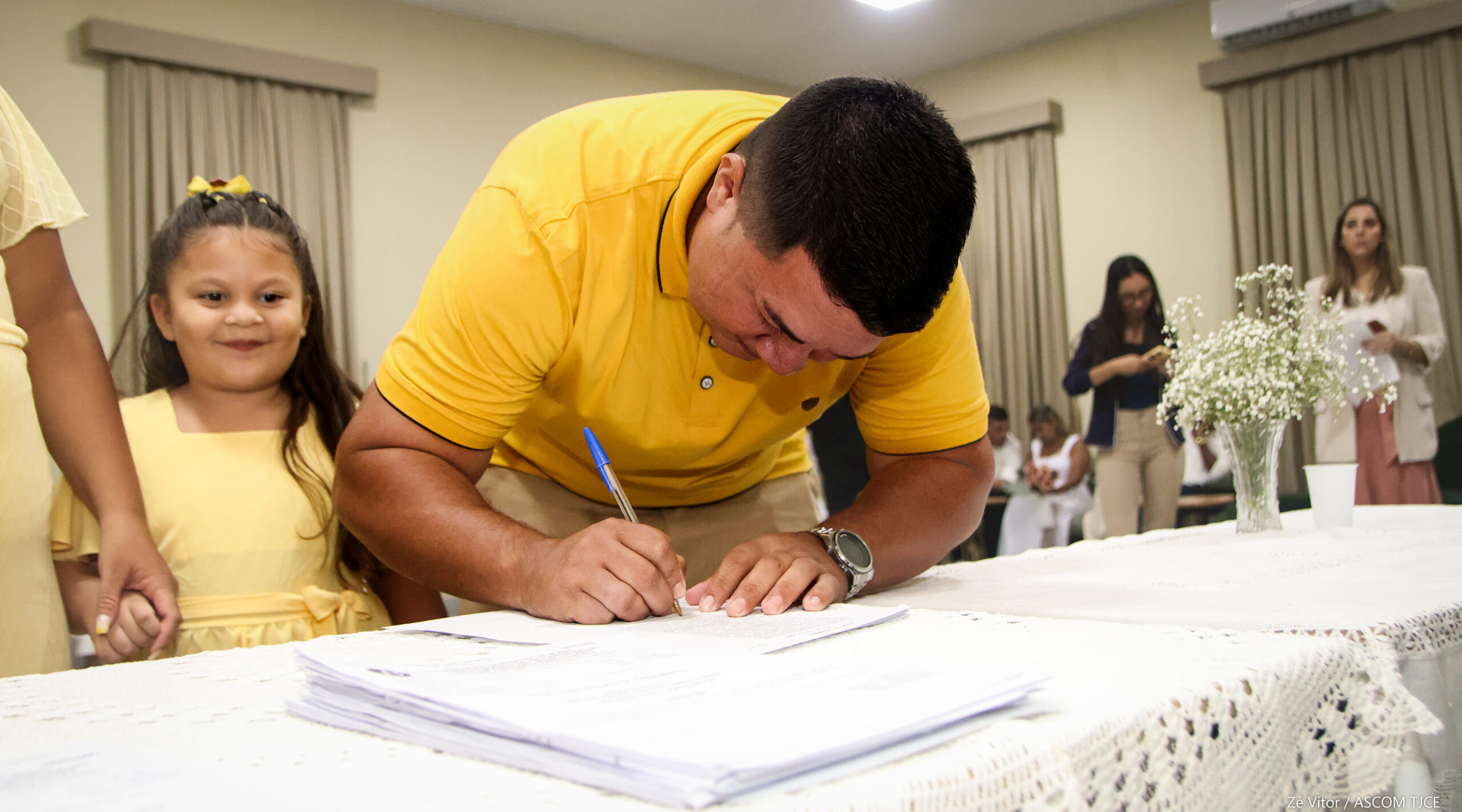 Projeto “Celebração Coletiva do Amor”: Parceria entre TJCE e UFC promove 27 casamentos em cerimôn... - Foto 198