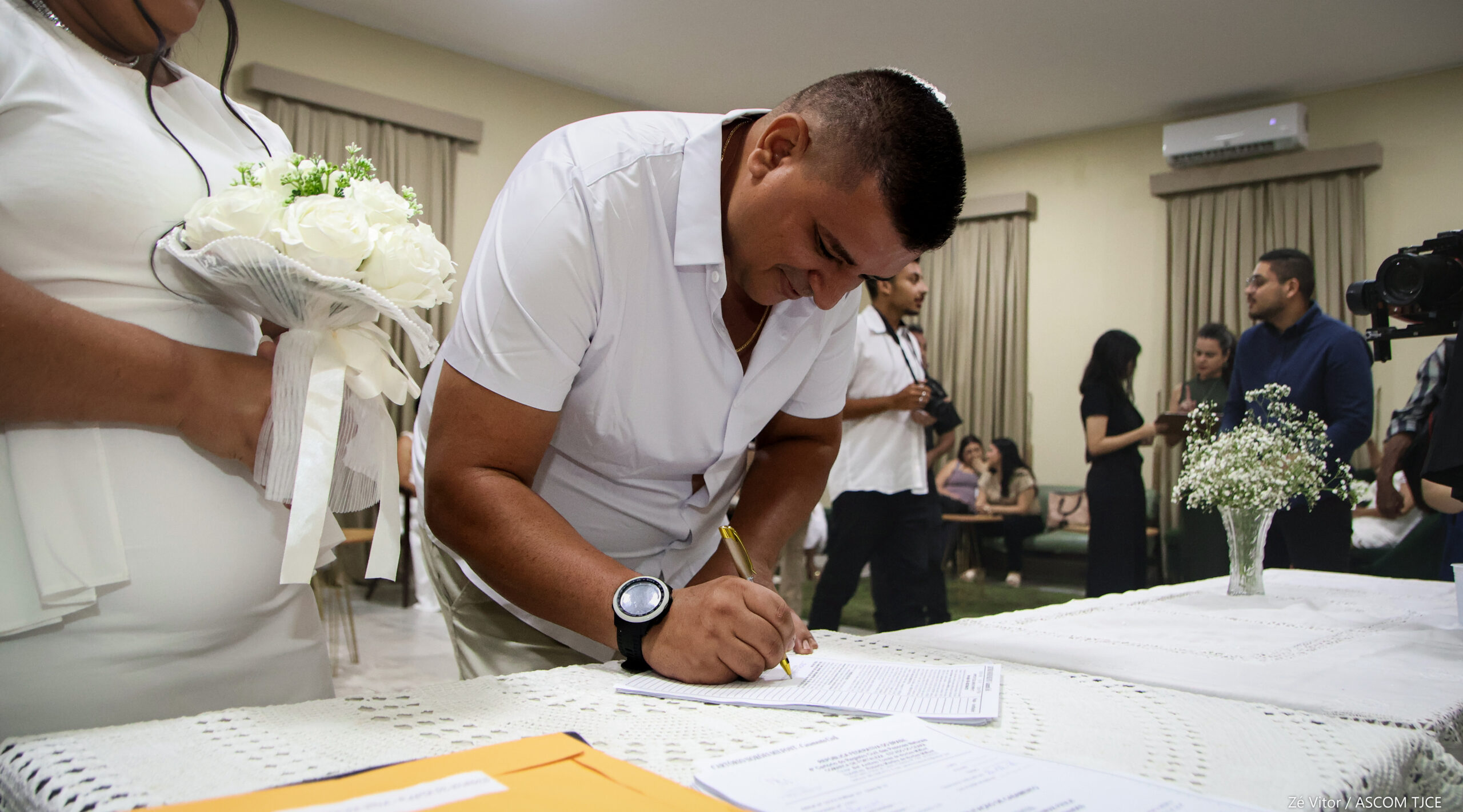 Projeto “Celebração Coletiva do Amor”: Parceria entre TJCE e UFC promove 27 casamentos em cerimôn... - Foto 218