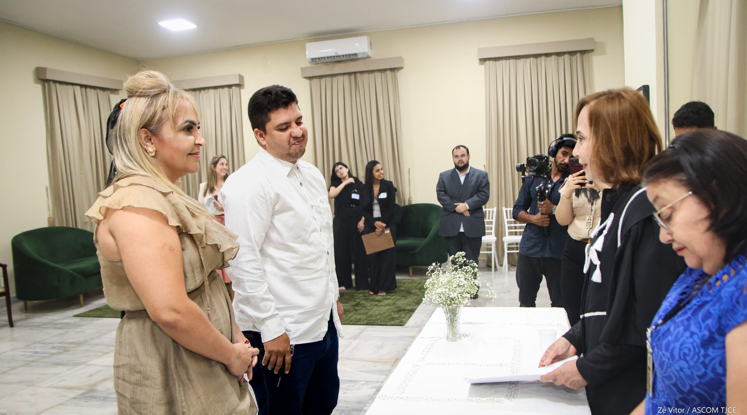 Projeto “Celebração Coletiva do Amor”: Parceria entre TJCE e UFC promove 27 casamentos em cerimôn... - Foto 309