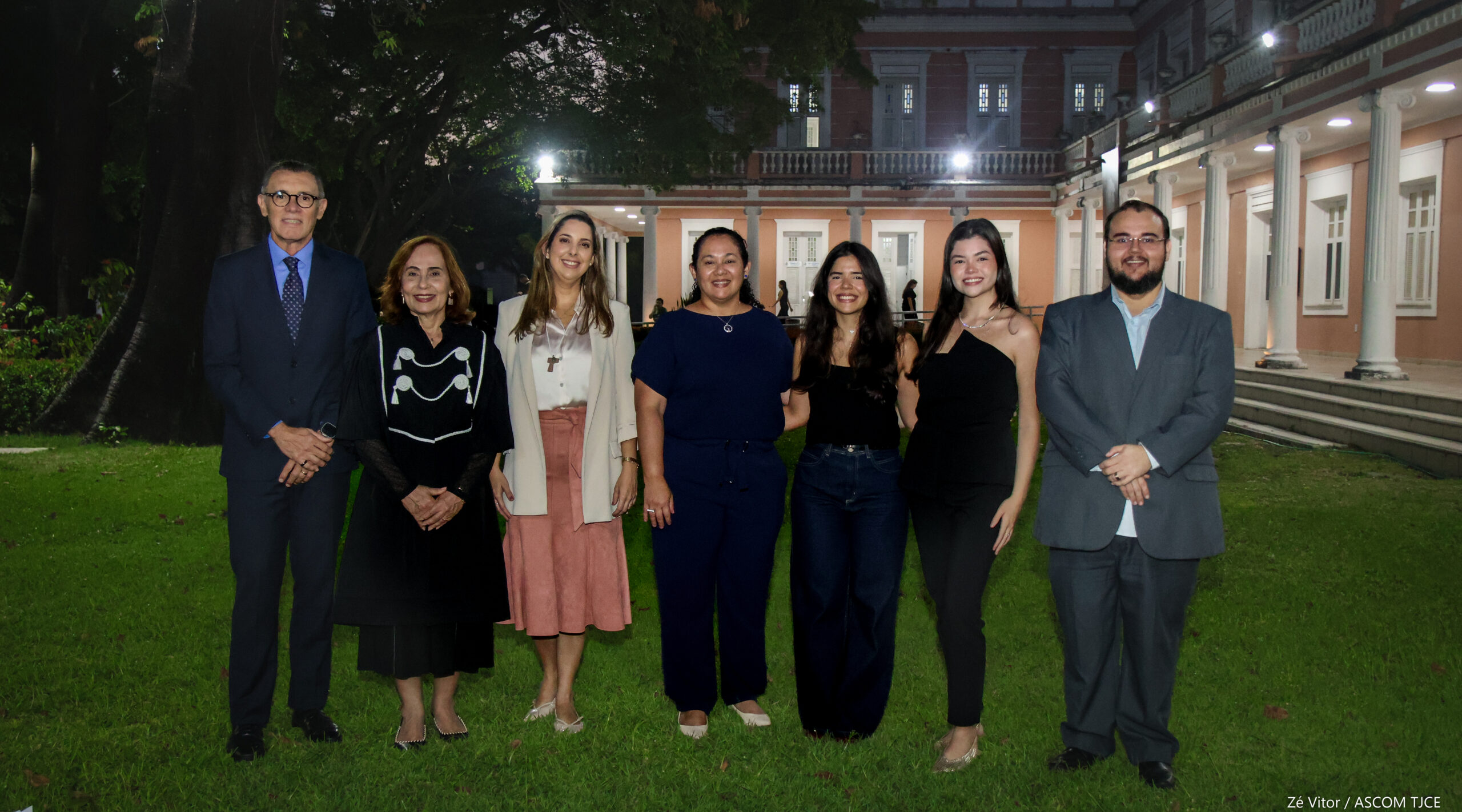 Projeto “Celebração Coletiva do Amor”: Parceria entre TJCE e UFC promove 27 casamentos em cerimôn... - Foto 342