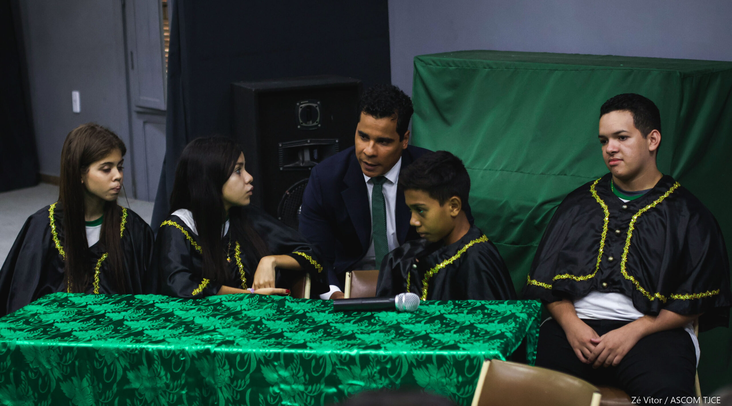 Superação e emoção marcam júri simulado promovido pelo TJCE protagonizado por estudantes cegas(os... - Foto 27