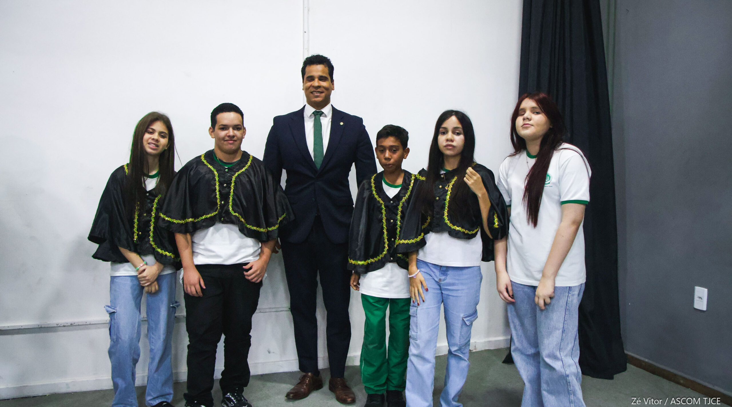 Superação e emoção marcam júri simulado promovido pelo TJCE protagonizado por estudantes cegas(os... - Foto 70