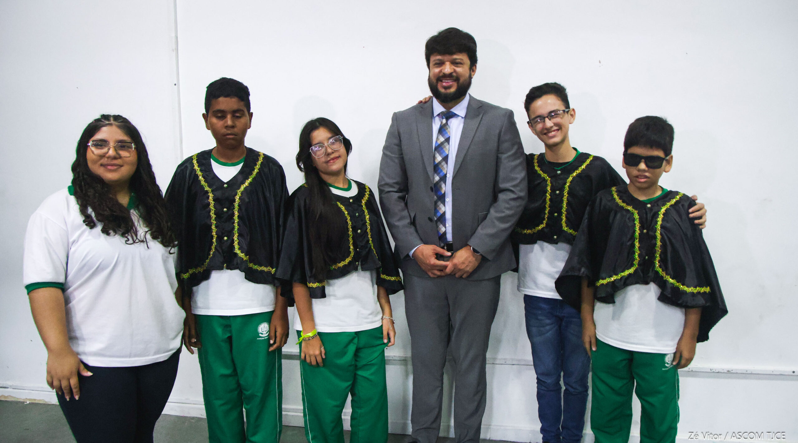 Superação e emoção marcam júri simulado promovido pelo TJCE protagonizado por estudantes cegas(os... - Foto 71
