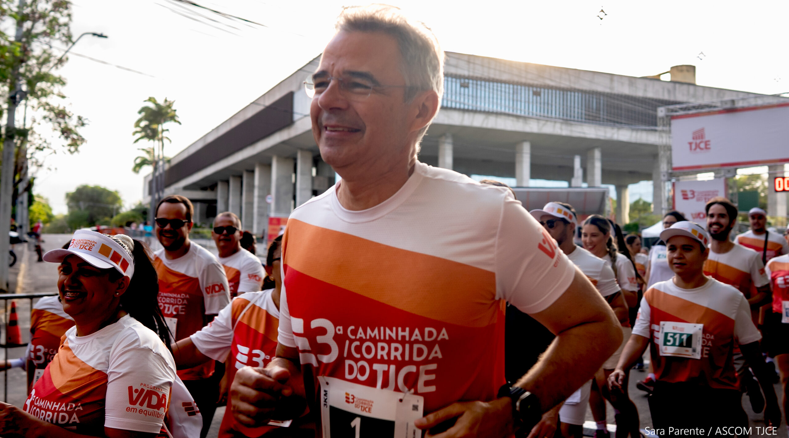 3ª Caminhada/Corrida do TJCE reúne membros do Judiciário em comemoração ao Mês do Servidor - Foto 57