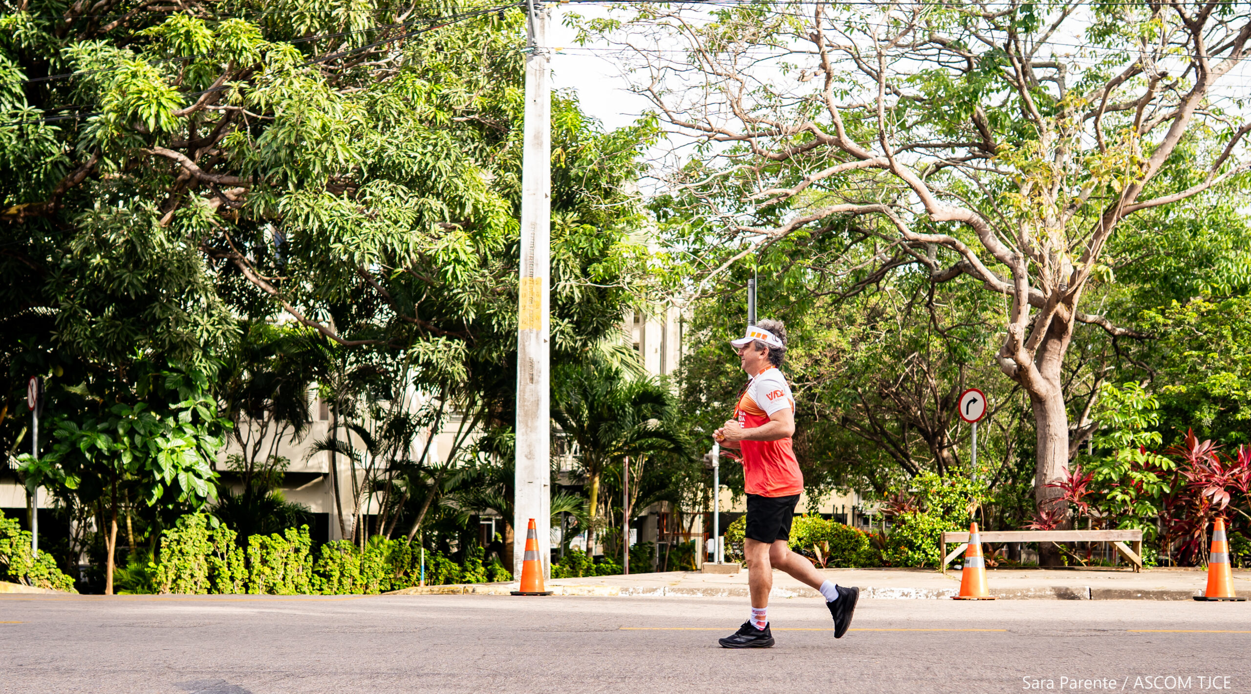 3ª Caminhada/Corrida do TJCE reúne membros do Judiciário em comemoração ao Mês do Servidor - Foto 64