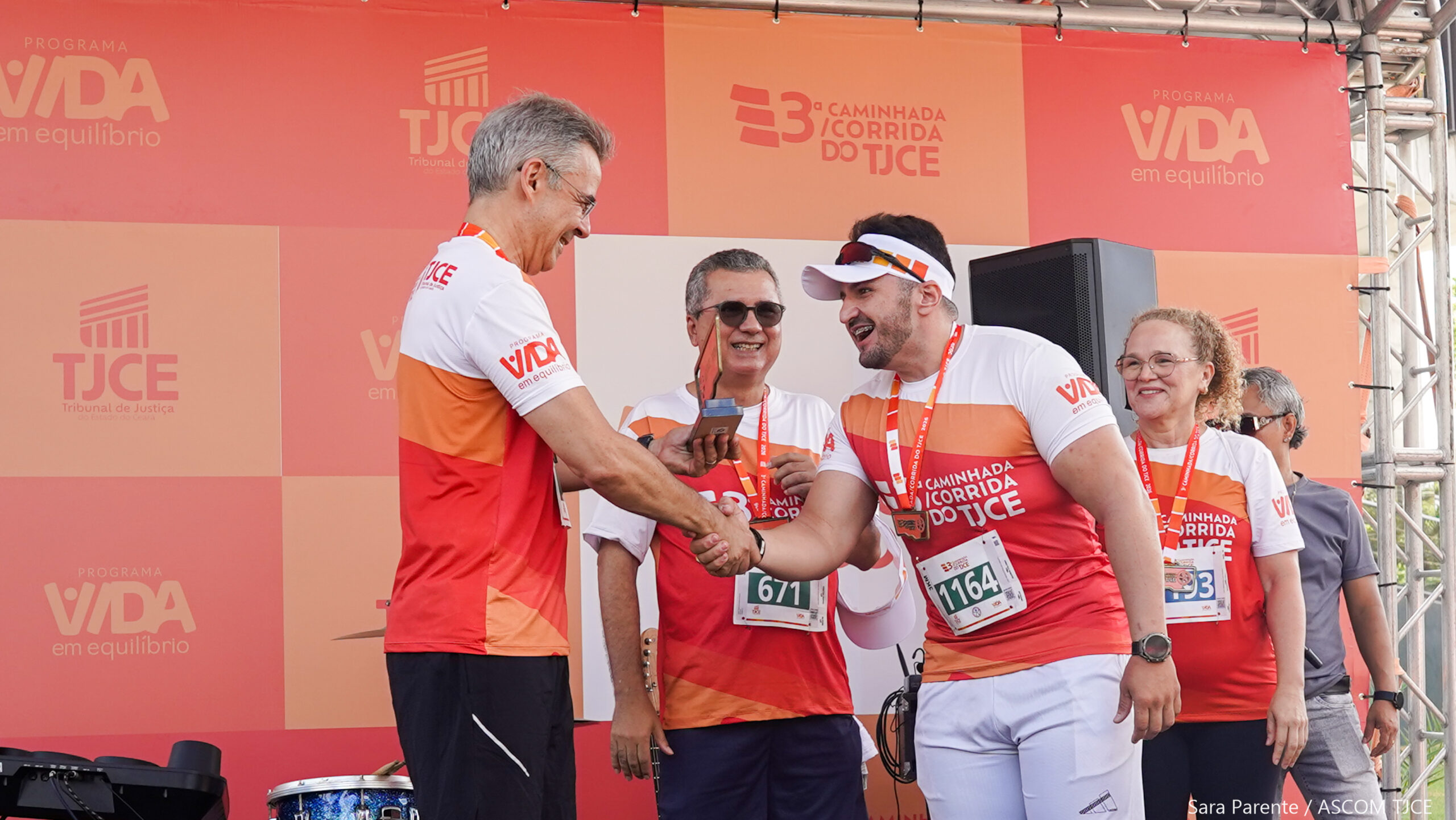 3ª Caminhada/Corrida do TJCE reúne membros do Judiciário em comemoração ao Mês do Servidor - Foto 88