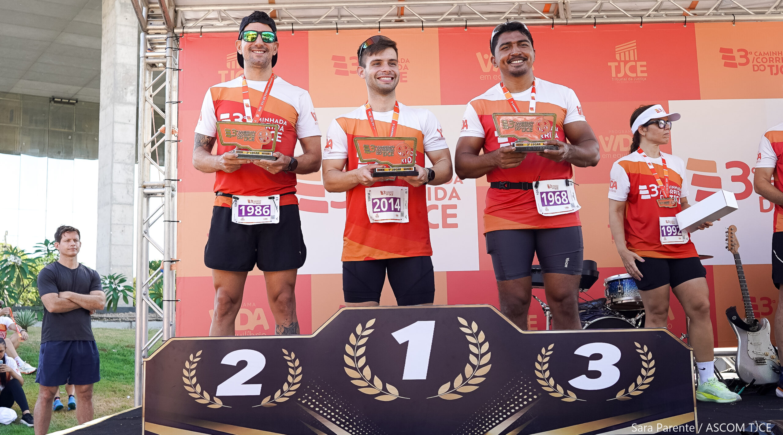 3ª Caminhada/Corrida do TJCE reúne membros do Judiciário em comemoração ao Mês do Servidor - Foto 96