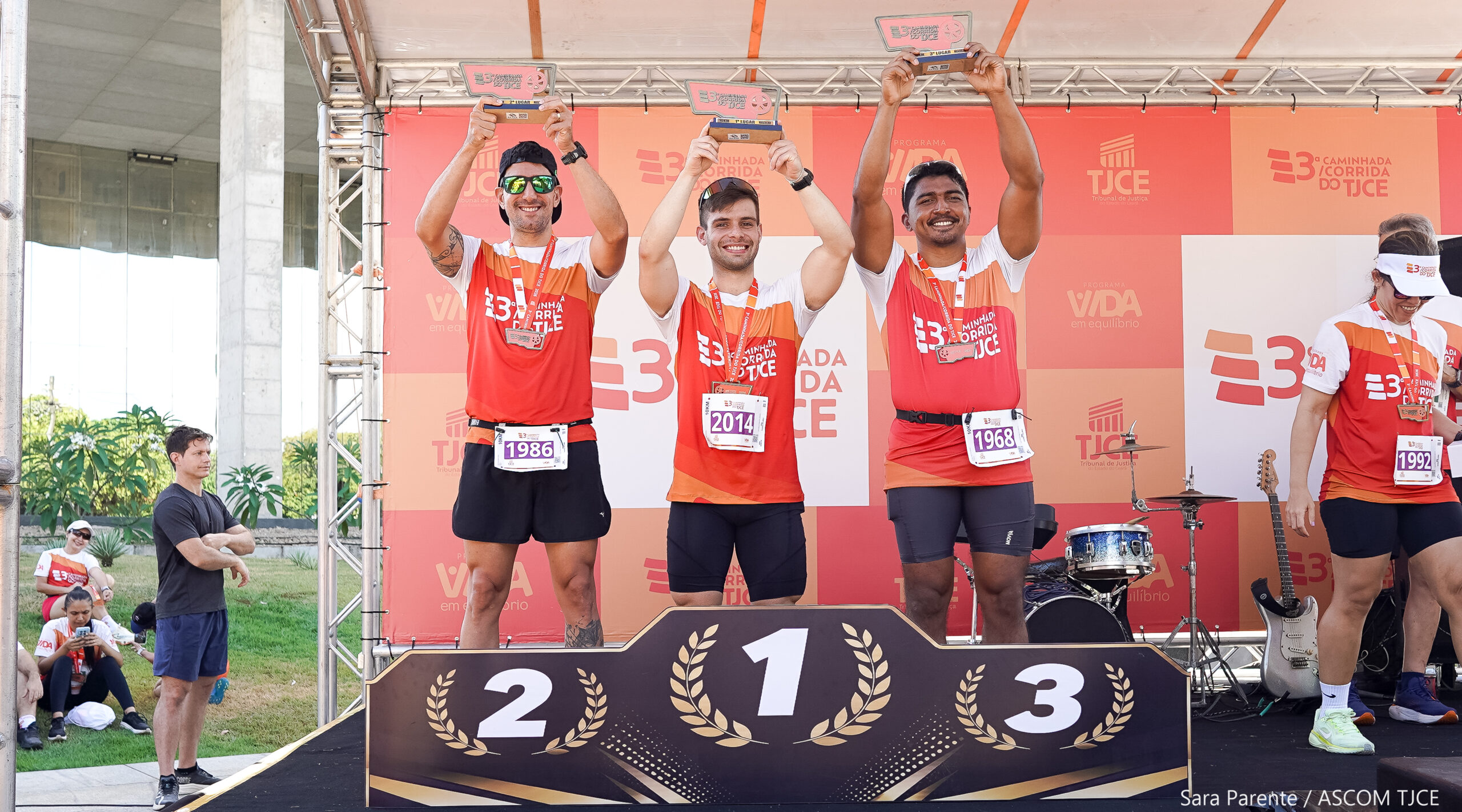 3ª Caminhada/Corrida do TJCE reúne membros do Judiciário em comemoração ao Mês do Servidor - Foto 97