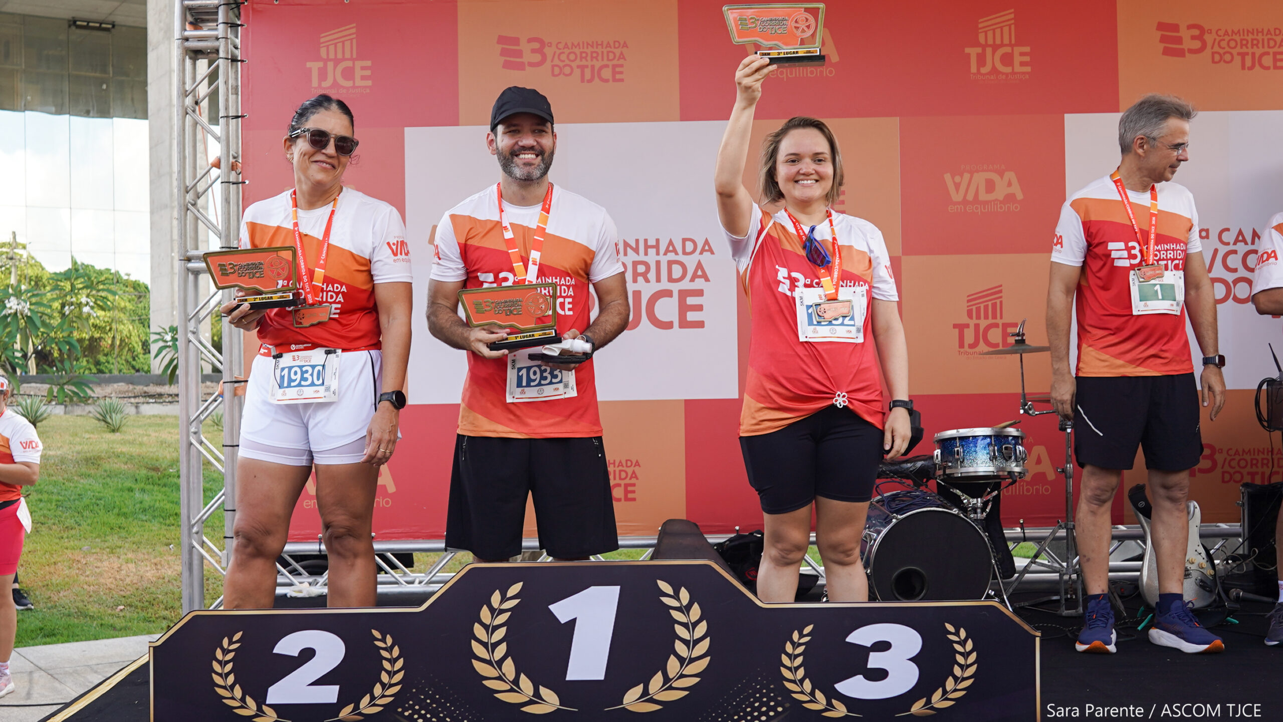 3ª Caminhada/Corrida do TJCE reúne membros do Judiciário em comemoração ao Mês do Servidor - Foto 101