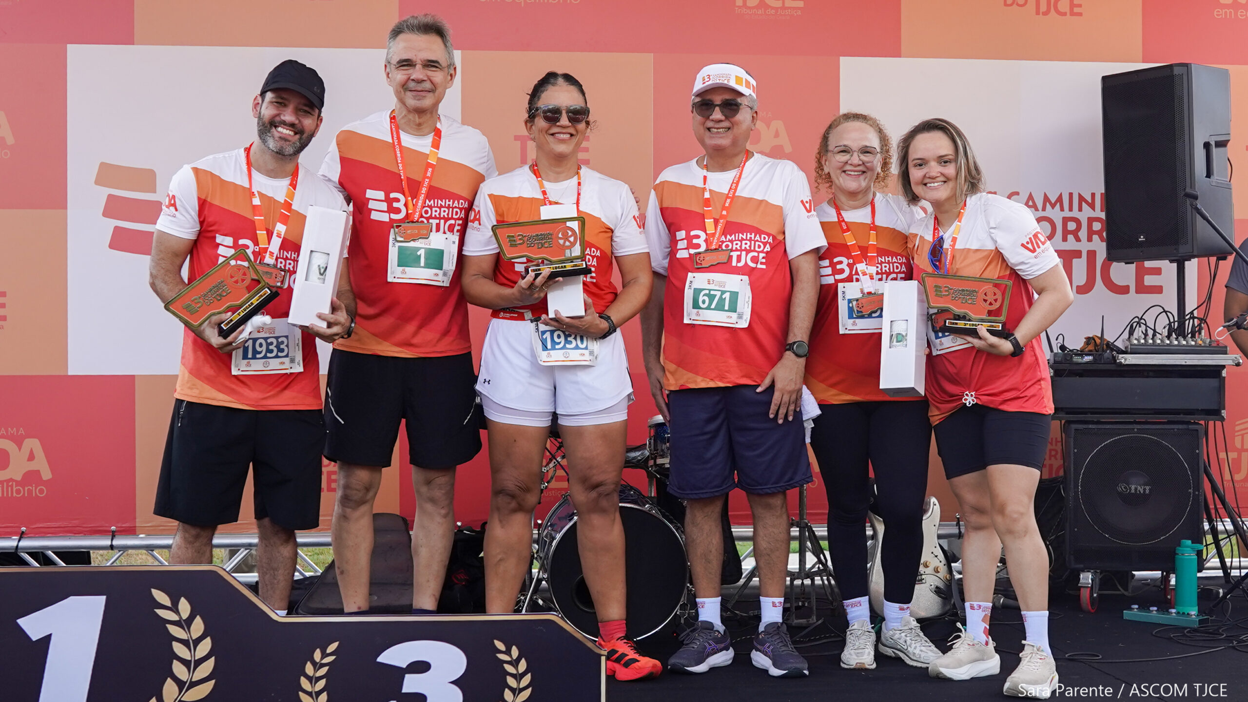 3ª Caminhada/Corrida do TJCE reúne membros do Judiciário em comemoração ao Mês do Servidor - Foto 102
