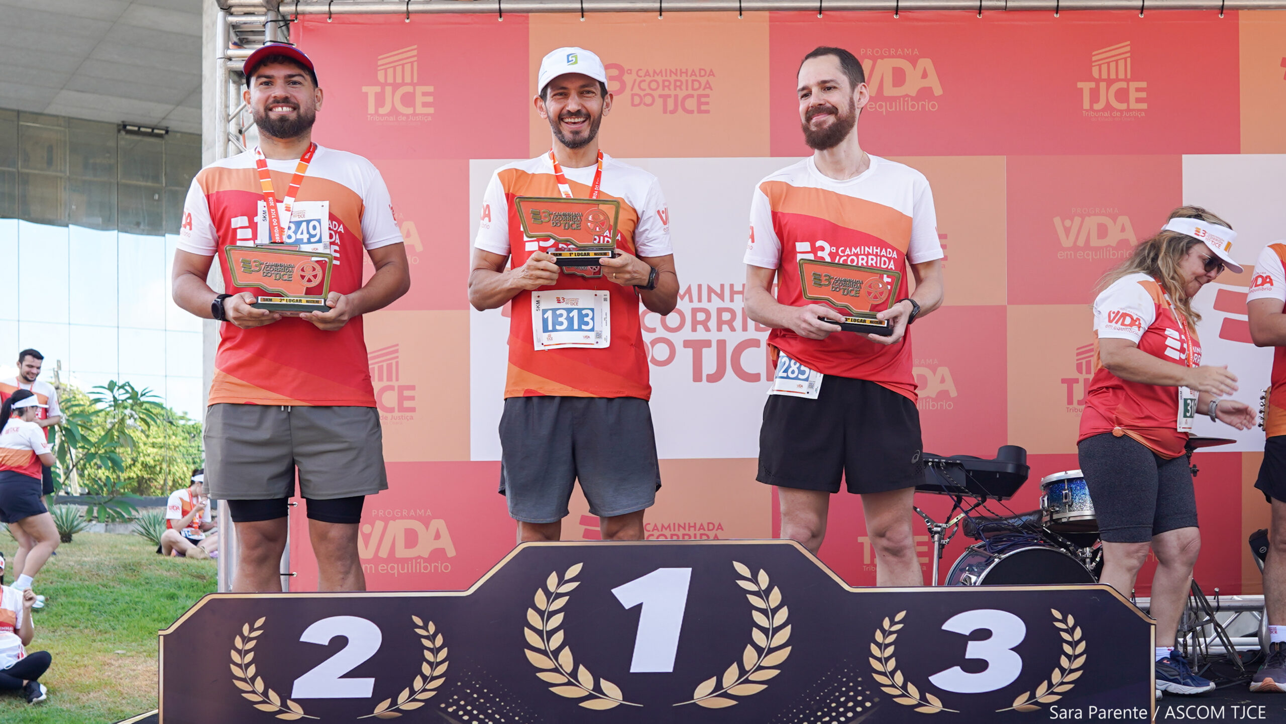 3ª Caminhada/Corrida do TJCE reúne membros do Judiciário em comemoração ao Mês do Servidor - Foto 108
