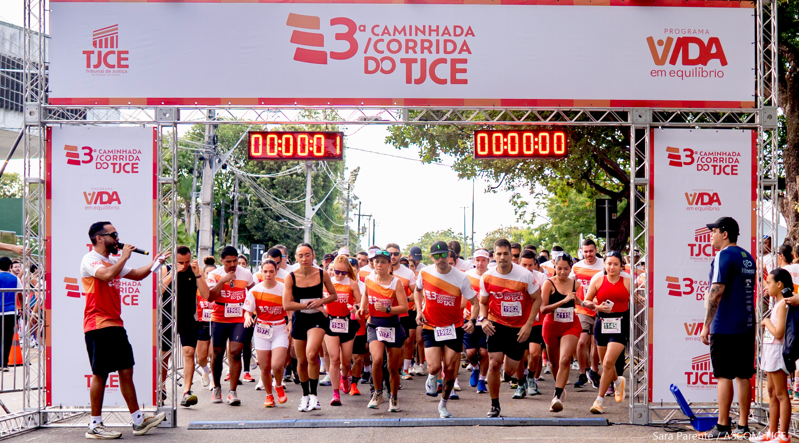 3ª Caminhada/Corrida do TJCE reúne membros do Judiciário em comemoração ao Mês do Servidor - Foto 43