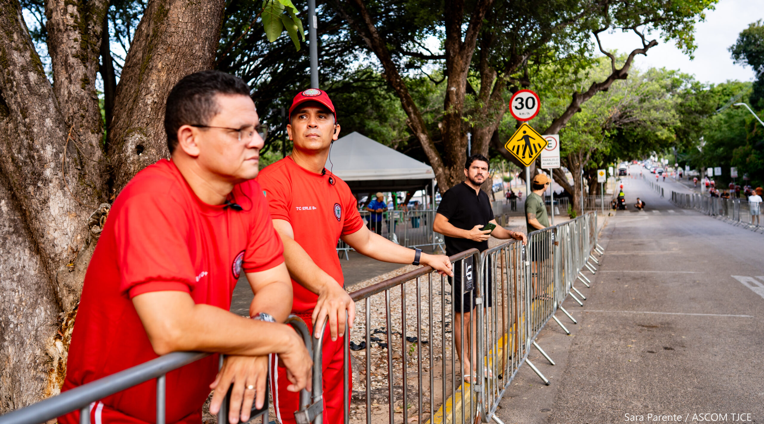 3ª Caminhada/Corrida do TJCE reúne membros do Judiciário em comemoração ao Mês do Servidor - Foto 46