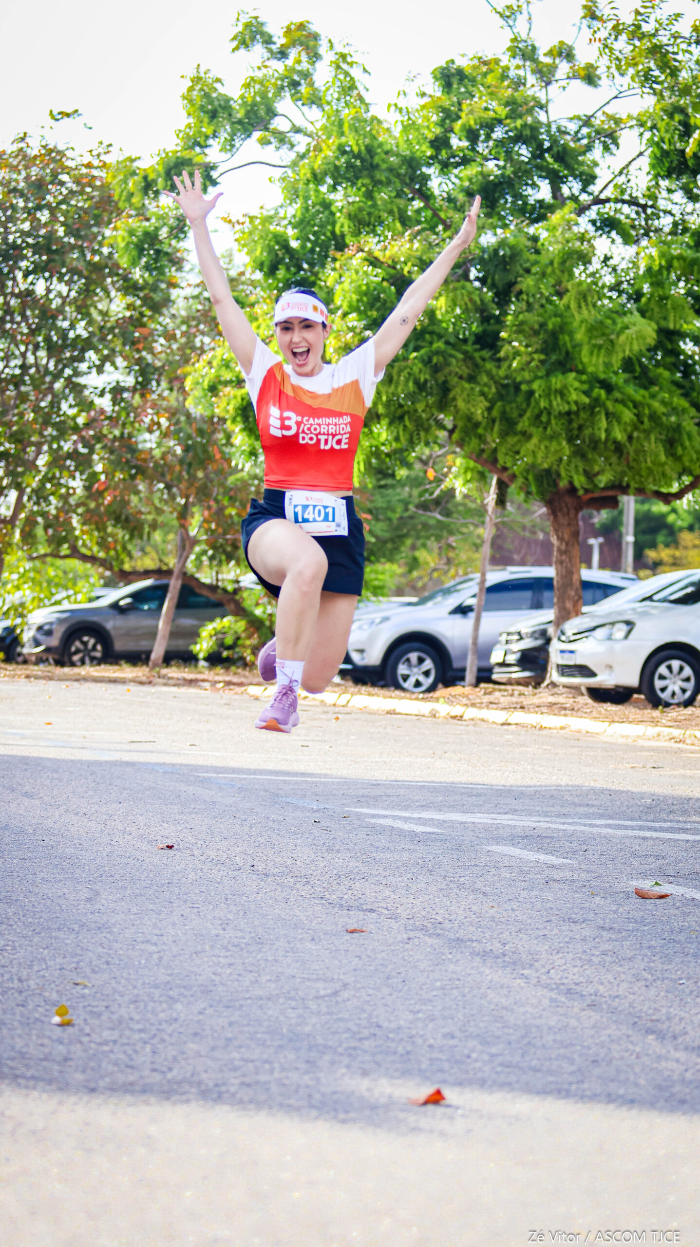 3ª Caminhada/Corrida do TJCE reúne membros do Judiciário em comemoração ao Mês do Servidor - Foto 12