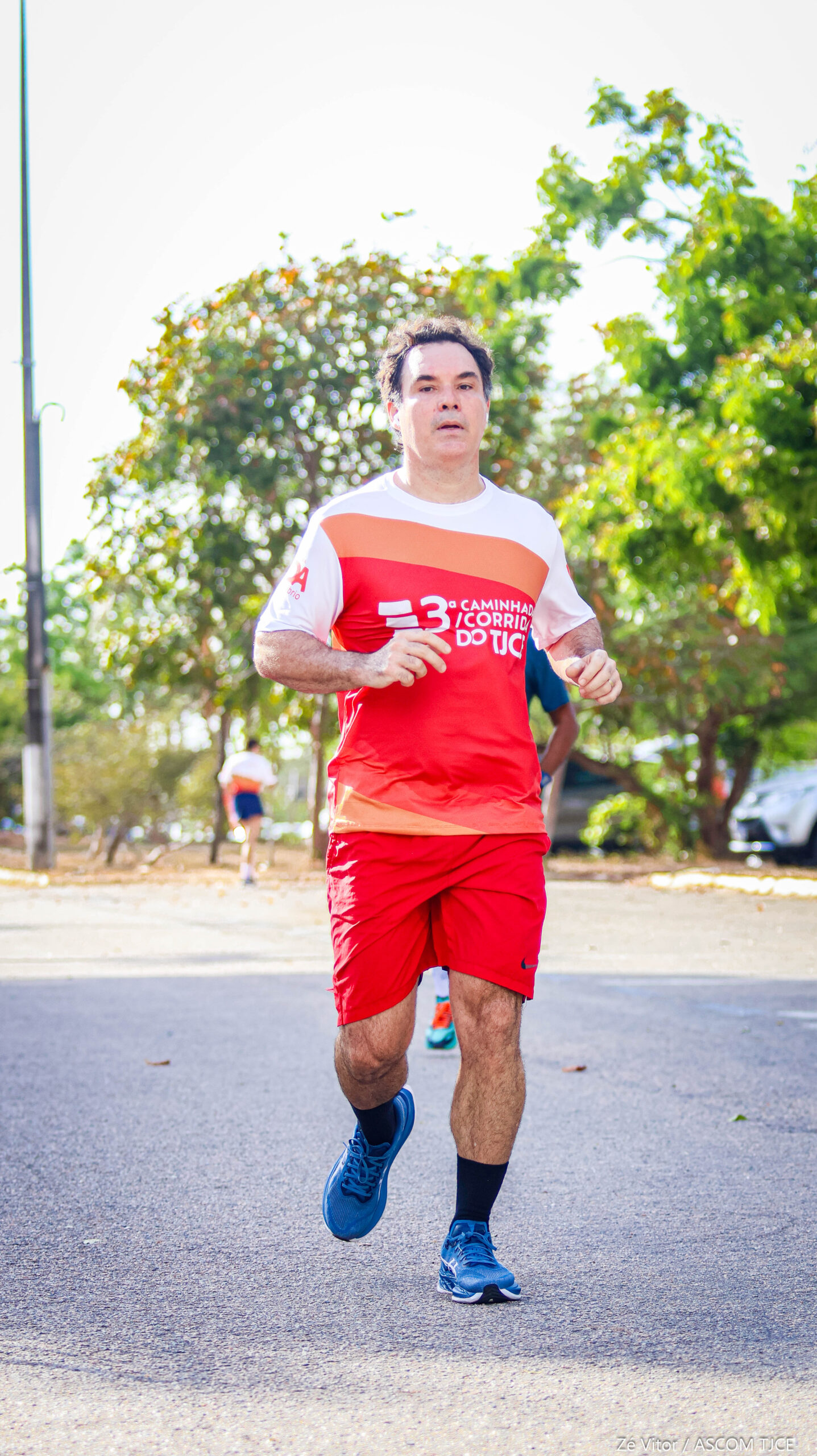 3ª Caminhada/Corrida do TJCE reúne membros do Judiciário em comemoração ao Mês do Servidor - Foto 124