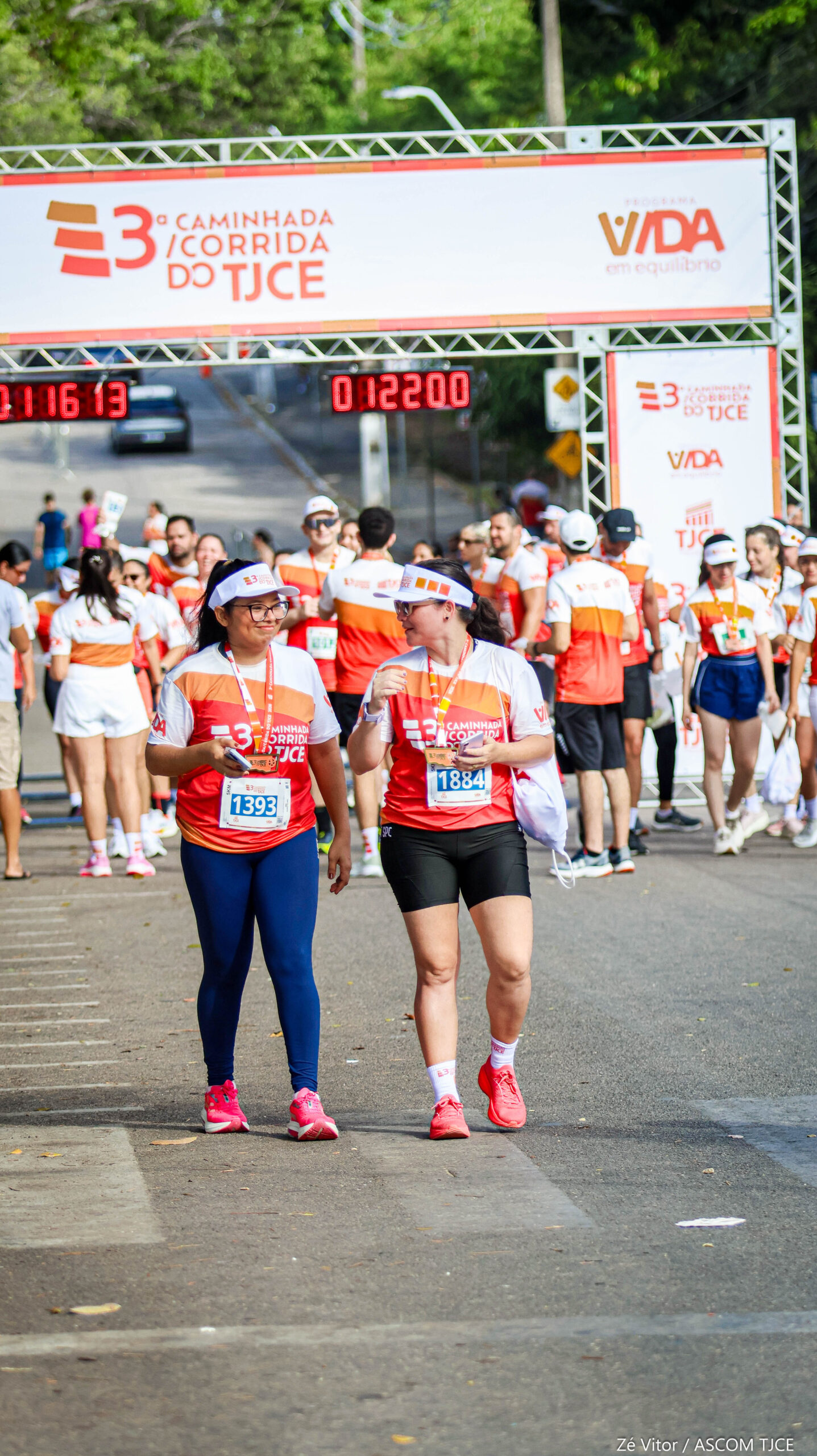 3ª Caminhada/Corrida do TJCE reúne membros do Judiciário em comemoração ao Mês do Servidor - Foto 139