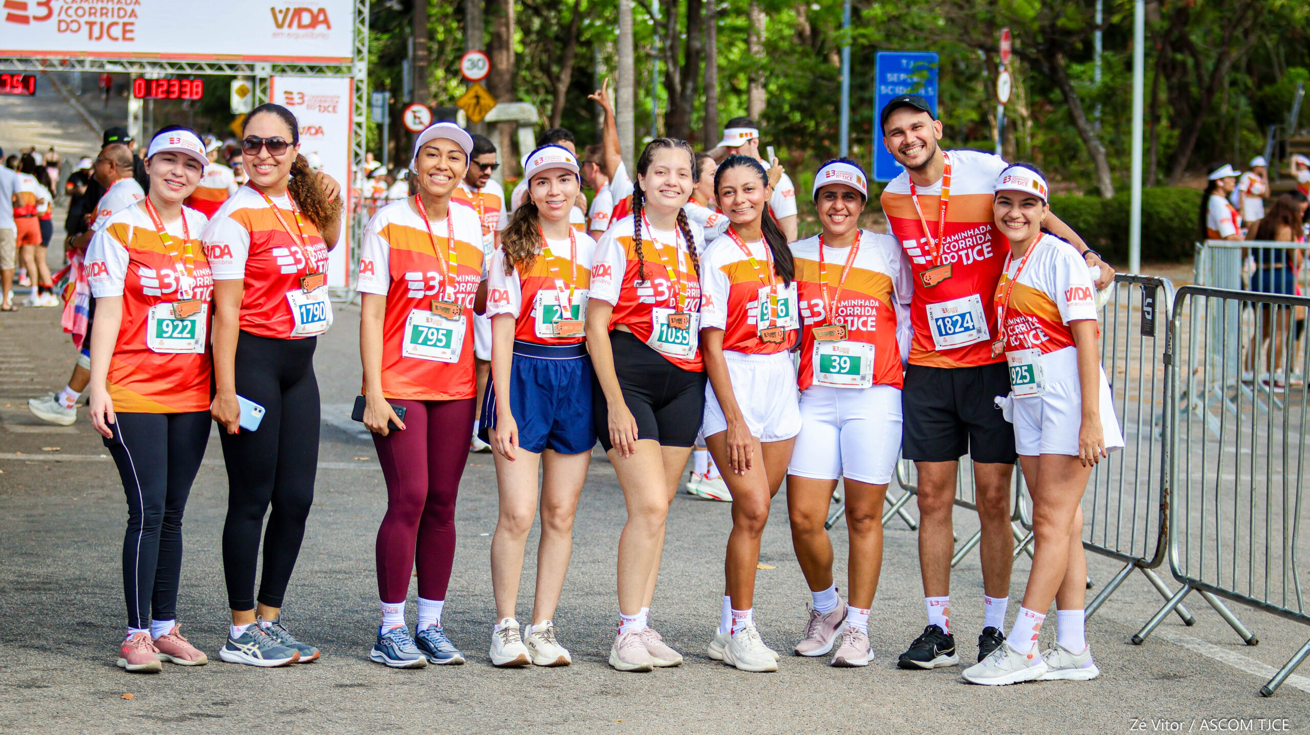 3ª Caminhada/Corrida do TJCE reúne membros do Judiciário em comemoração ao Mês do Servidor - Foto 144