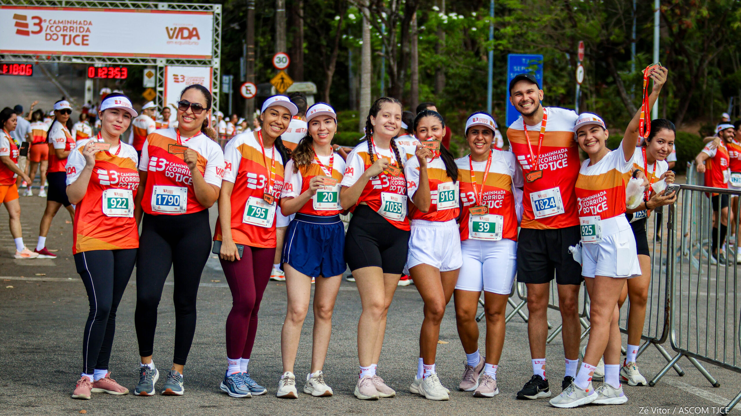 3ª Caminhada/Corrida do TJCE reúne membros do Judiciário em comemoração ao Mês do Servidor - Foto 145