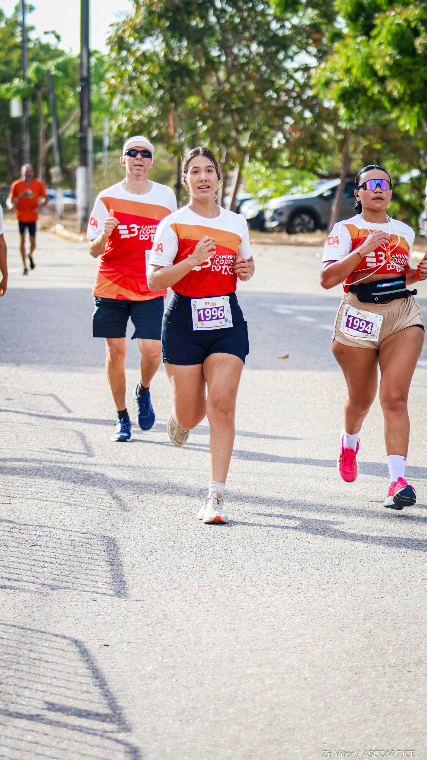 3ª Caminhada/Corrida do TJCE reúne membros do Judiciário em comemoração ao Mês do Servidor - Foto 6