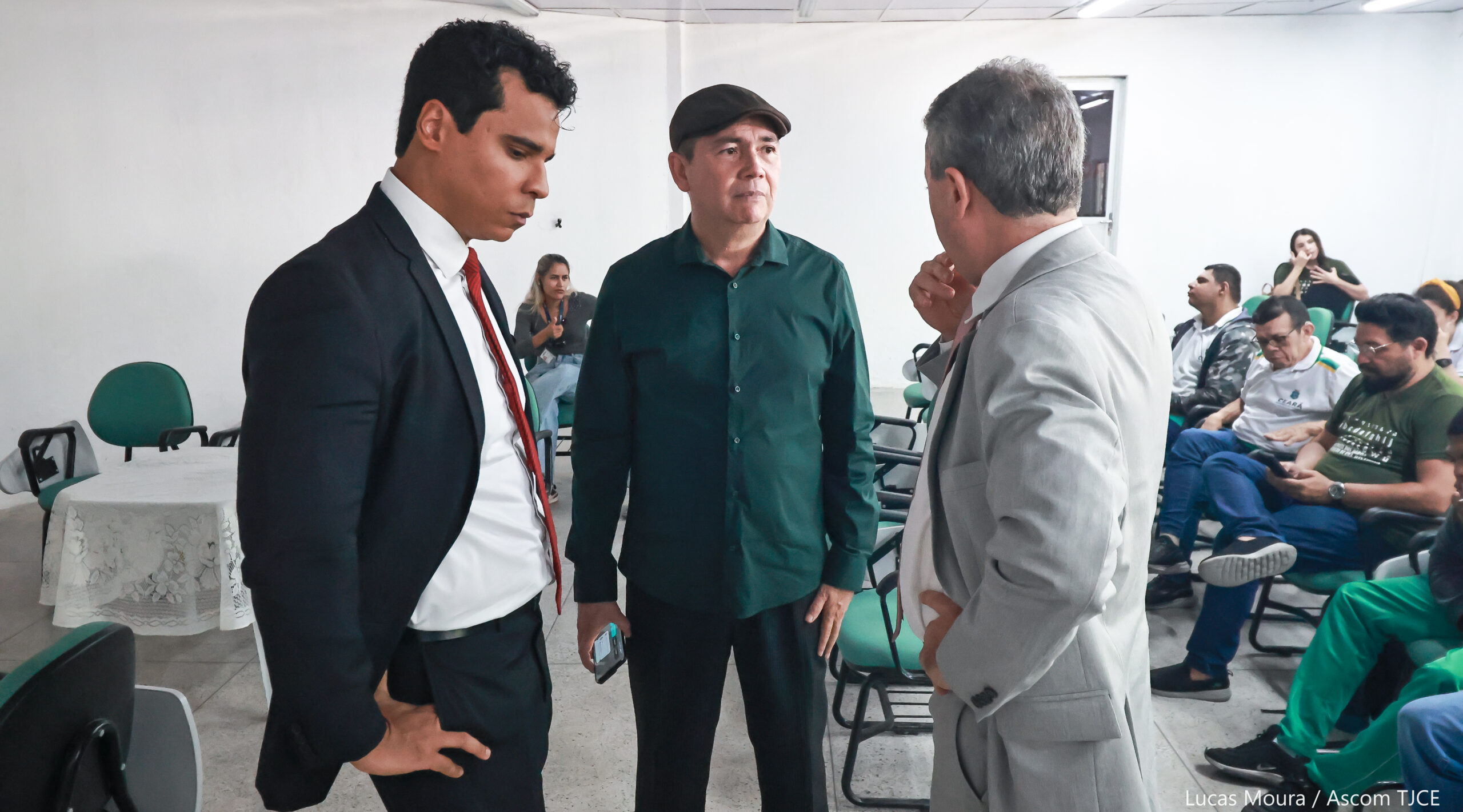 ‘Justiça de Olhos Abertos’ leva júri simulado para dentro da sala de aula com foco na inclusão de... - Foto 10