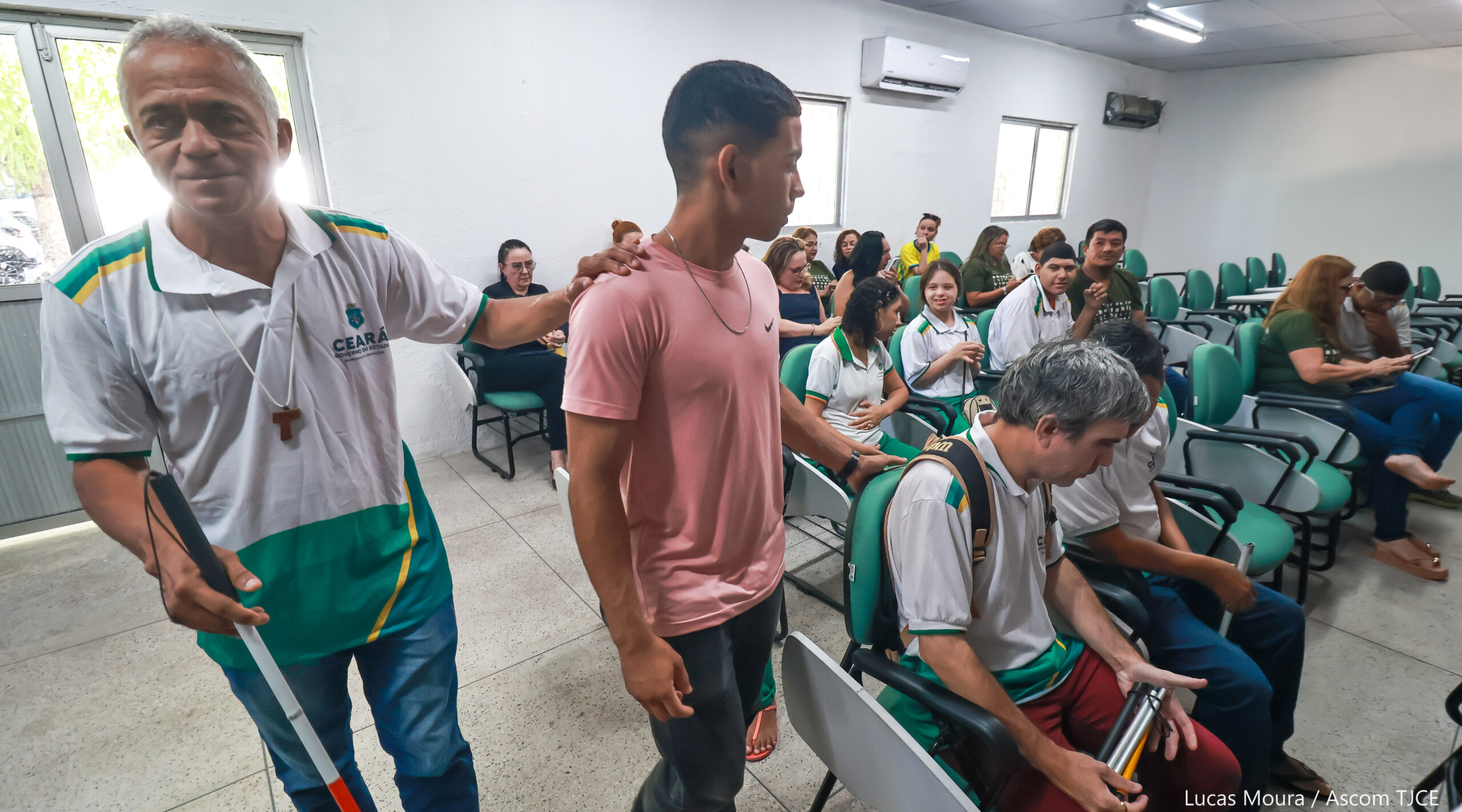‘Justiça de Olhos Abertos’ leva júri simulado para dentro da sala de aula com foco na inclusão de... - Foto 13