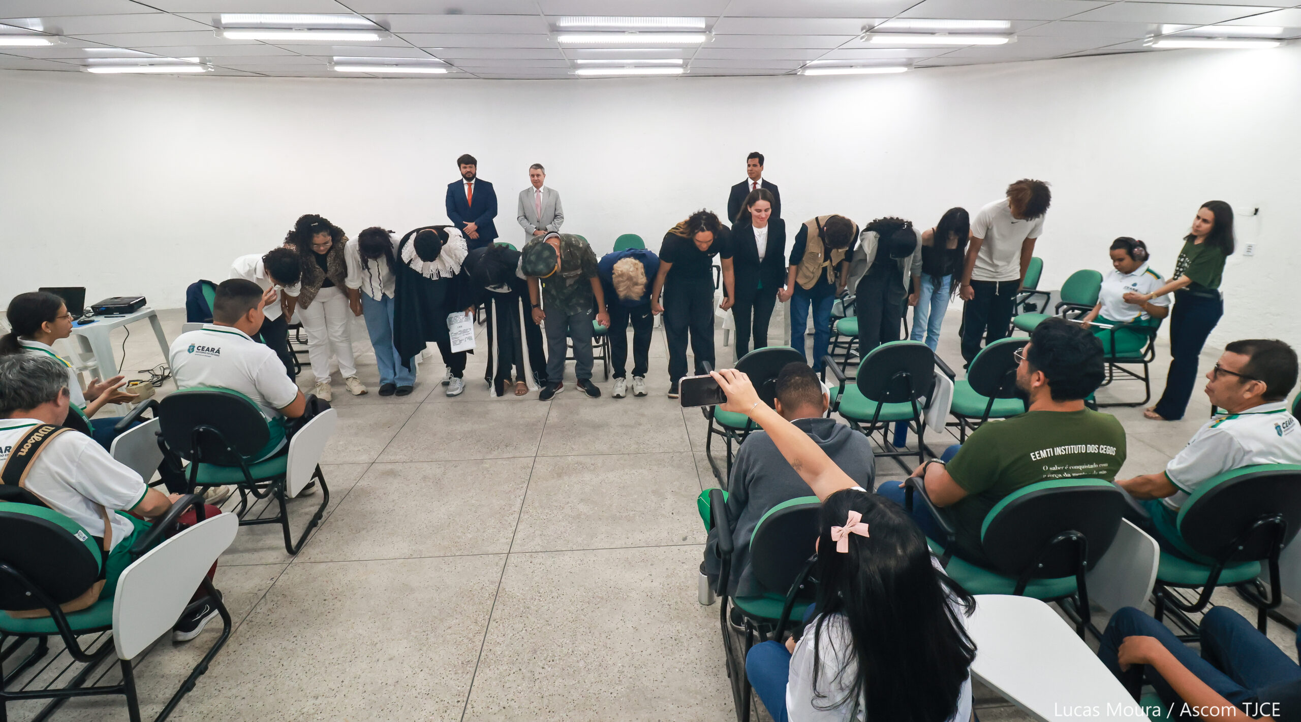 ‘Justiça de Olhos Abertos’ leva júri simulado para dentro da sala de aula com foco na inclusão de... - Foto 3