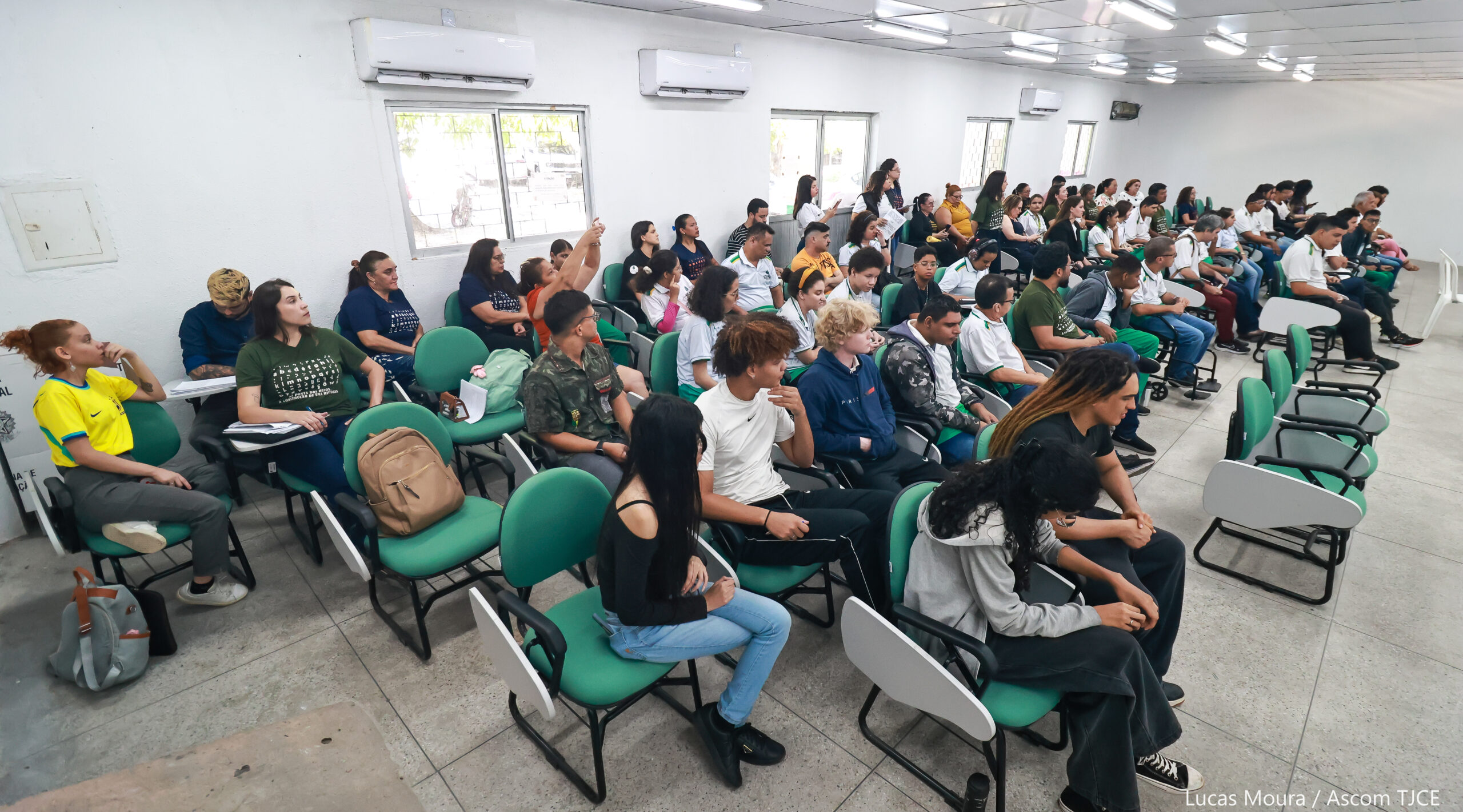 ‘Justiça de Olhos Abertos’ leva júri simulado para dentro da sala de aula com foco na inclusão de... - Foto 19
