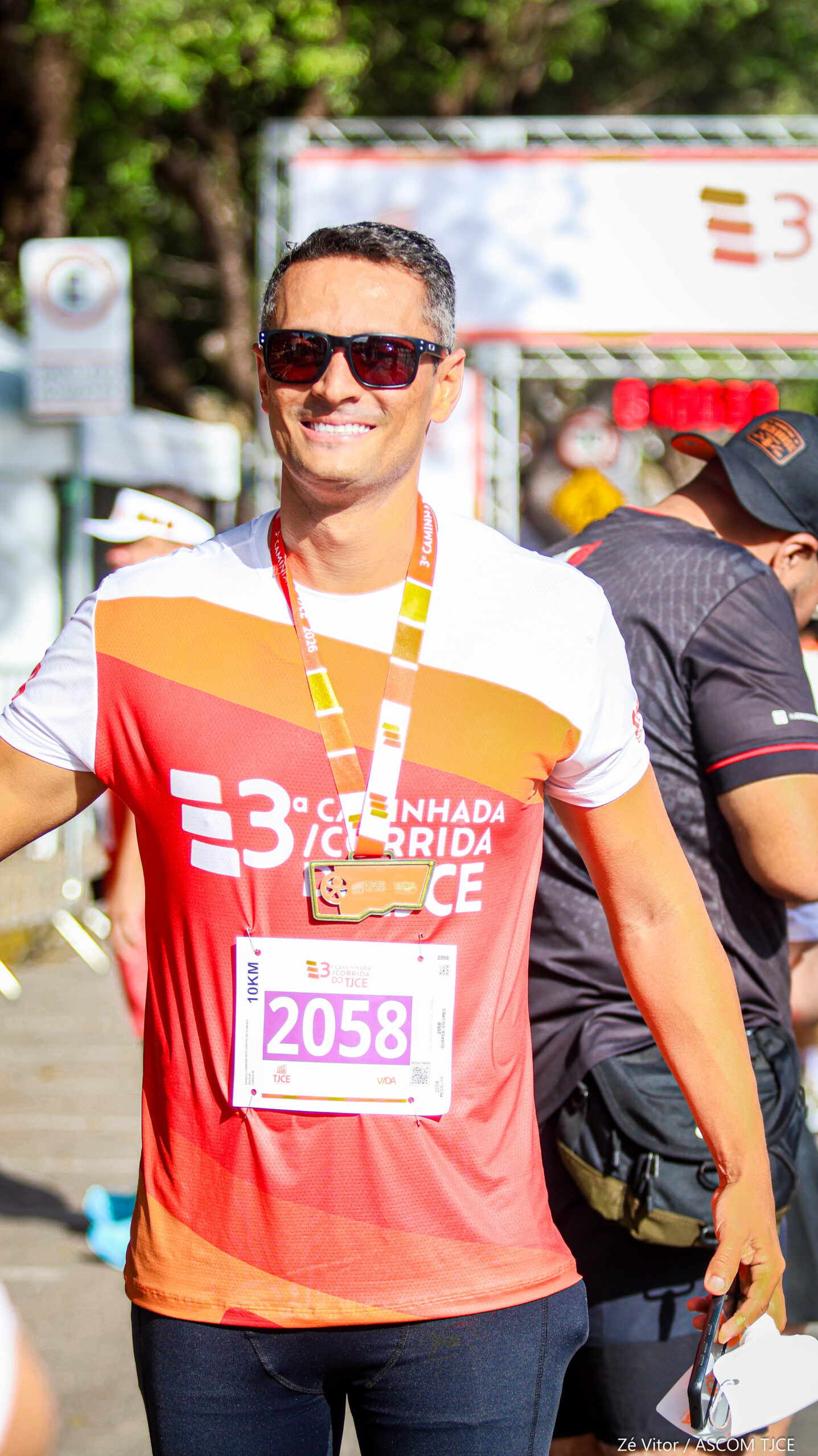 3ª Caminhada/Corrida do TJCE reúne membros do Judiciário em comemoração ao Mês do Servidor - Foto 156