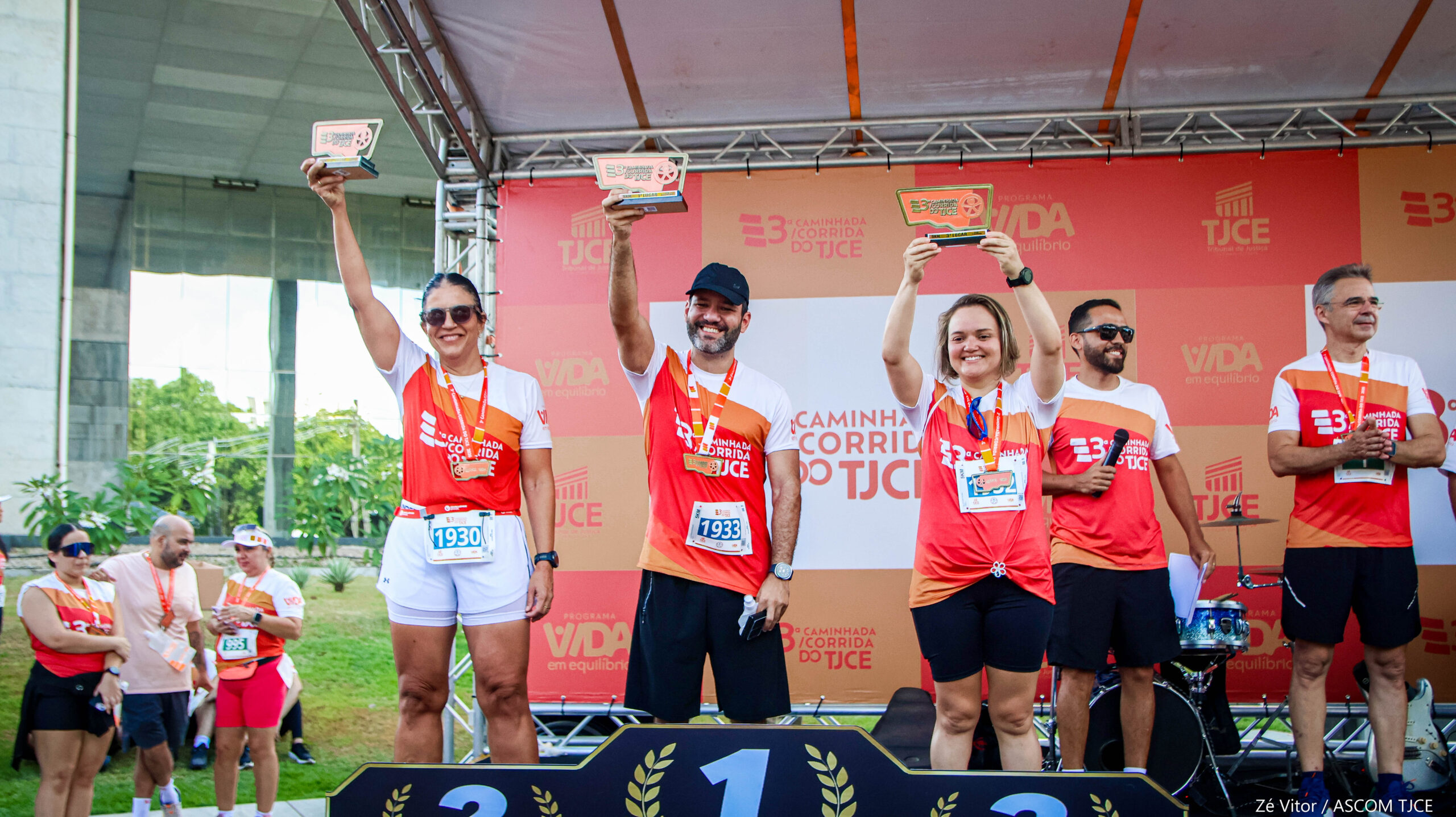 3ª Caminhada/Corrida do TJCE reúne membros do Judiciário em comemoração ao Mês do Servidor - Foto 165
