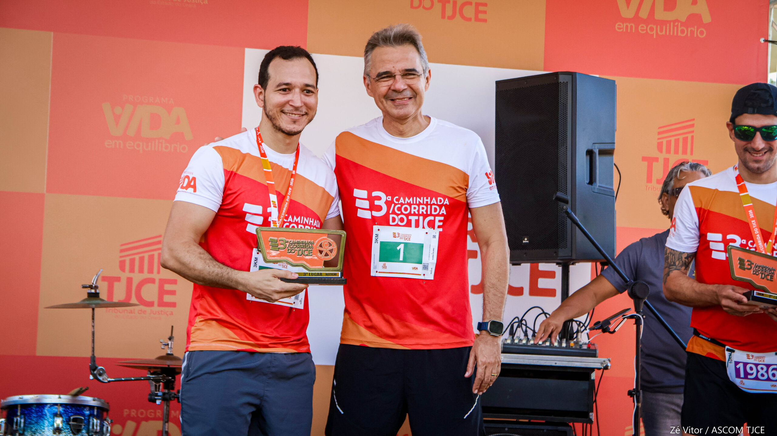 3ª Caminhada/Corrida do TJCE reúne membros do Judiciário em comemoração ao Mês do Servidor - Foto 170