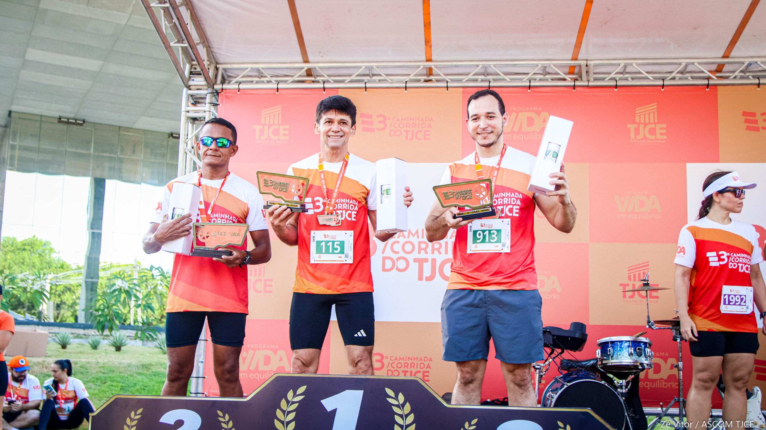 3ª Caminhada/Corrida do TJCE reúne membros do Judiciário em comemoração ao Mês do Servidor - Foto 173