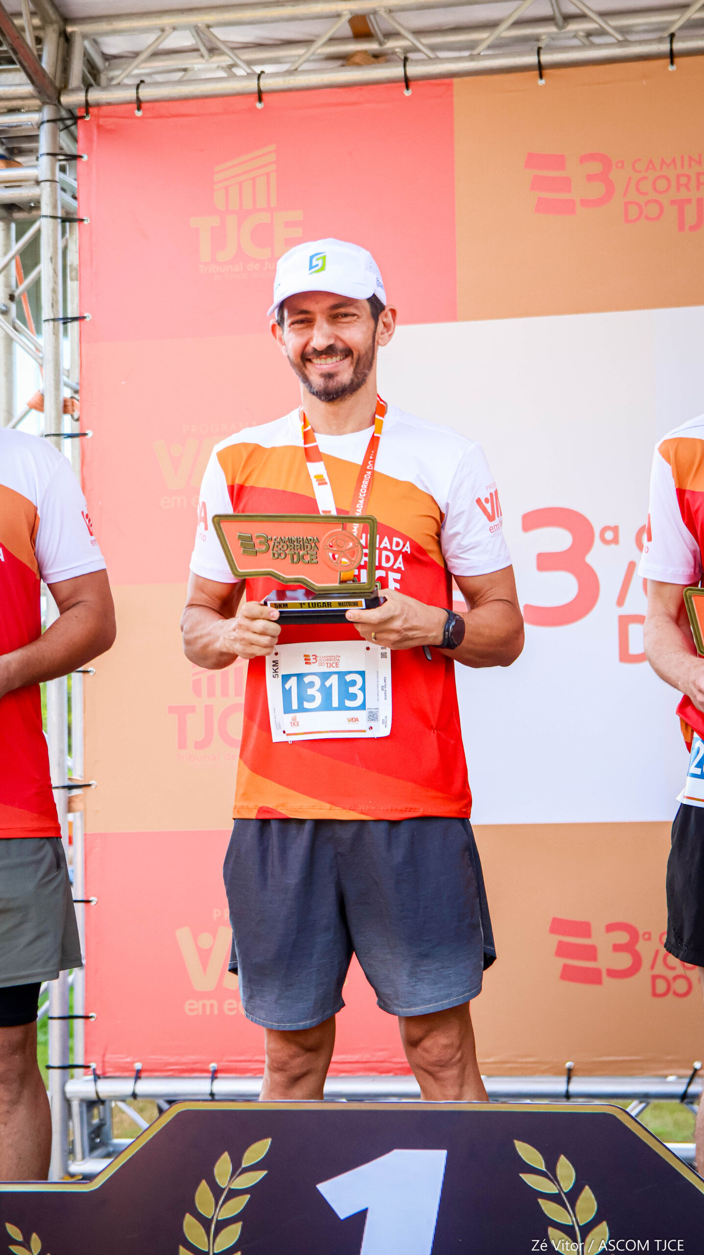 3ª Caminhada/Corrida do TJCE reúne membros do Judiciário em comemoração ao Mês do Servidor - Foto 176