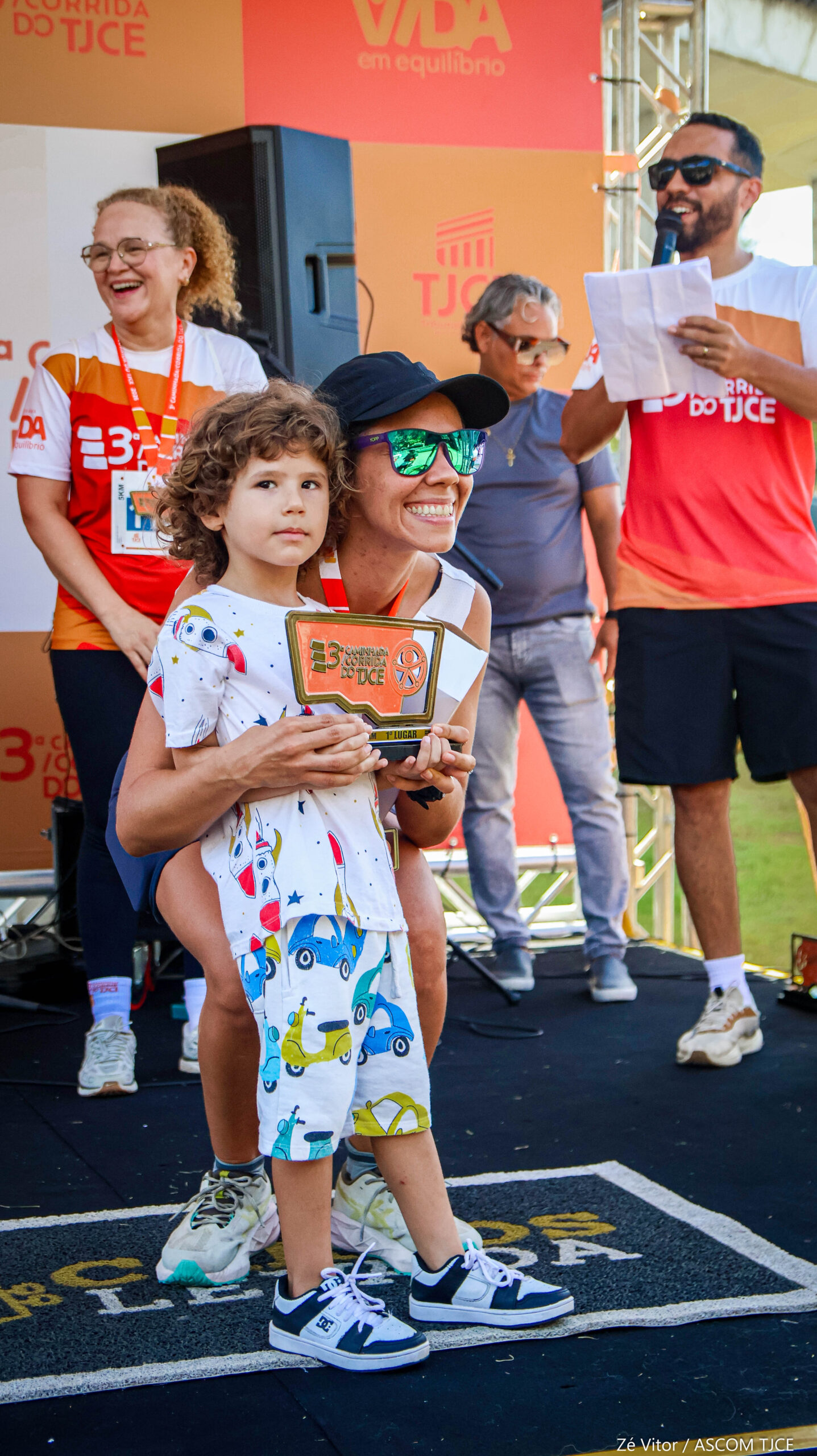 3ª Caminhada/Corrida do TJCE reúne membros do Judiciário em comemoração ao Mês do Servidor - Foto 181