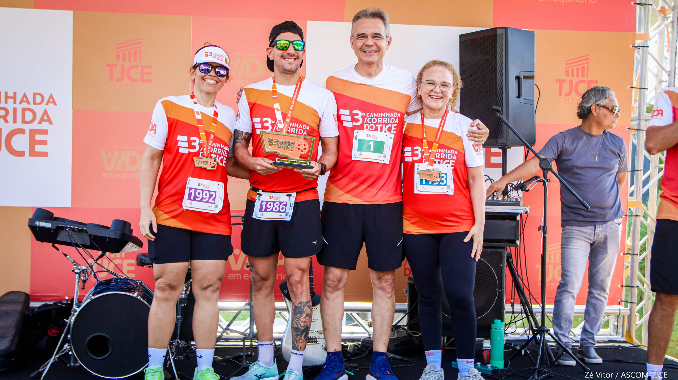 3ª Caminhada/Corrida do TJCE reúne membros do Judiciário em comemoração ao Mês do Servidor - Foto 183