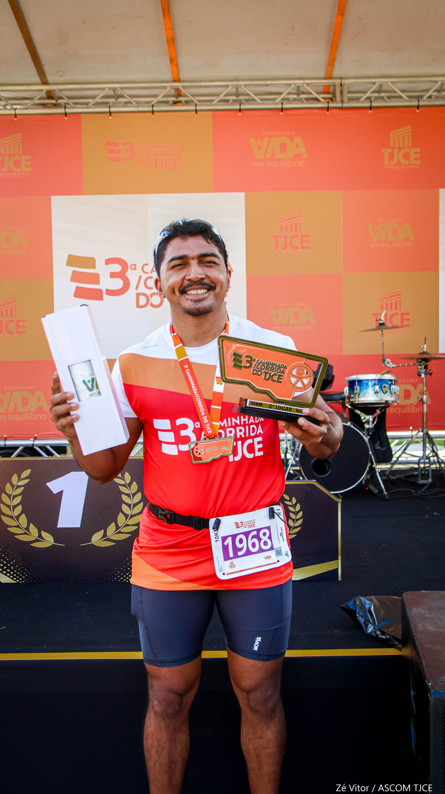 3ª Caminhada/Corrida do TJCE reúne membros do Judiciário em comemoração ao Mês do Servidor - Foto 185