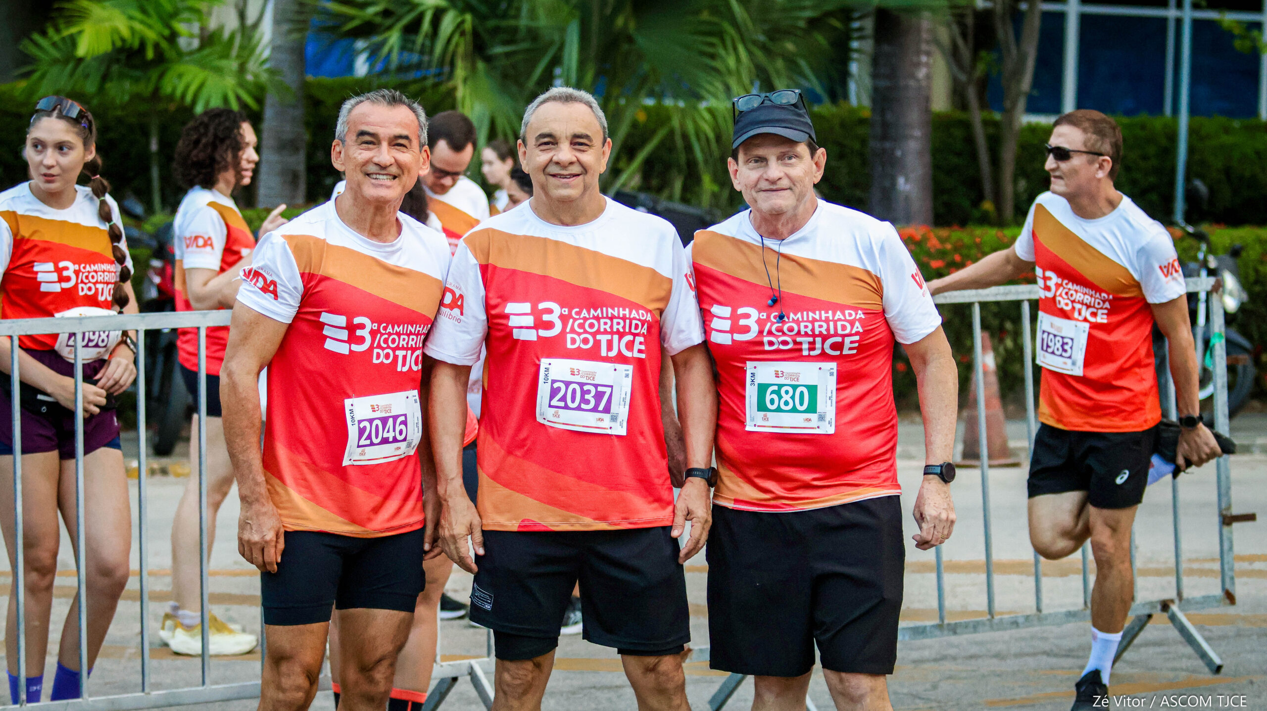 3ª Caminhada/Corrida do TJCE reúne membros do Judiciário em comemoração ao Mês do Servidor - Foto 203