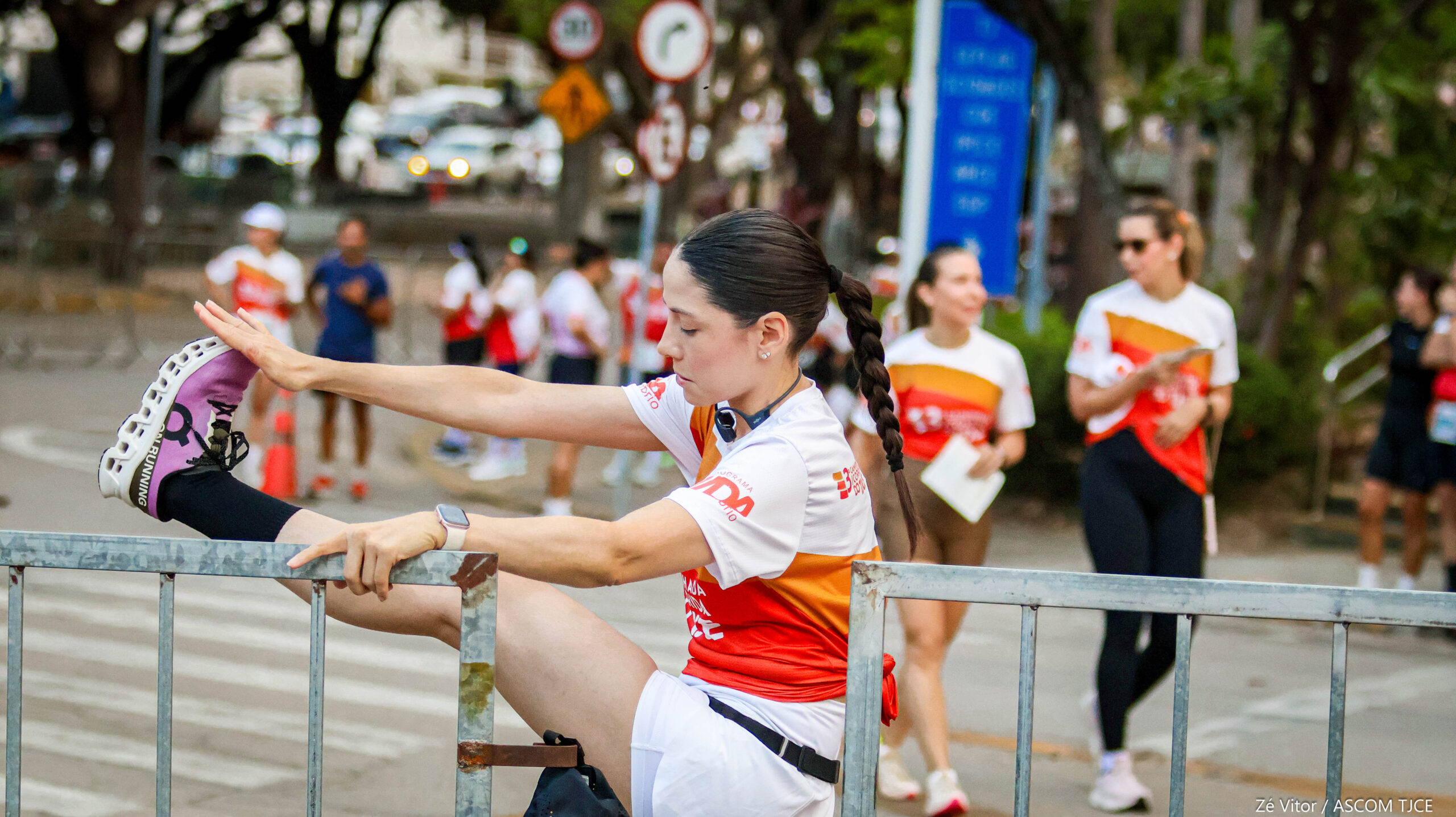 3ª Caminhada/Corrida do TJCE reúne membros do Judiciário em comemoração ao Mês do Servidor - Foto 205