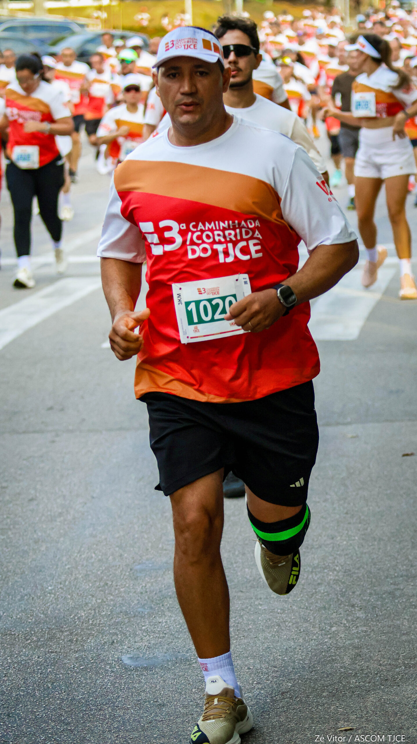 3ª Caminhada/Corrida do TJCE reúne membros do Judiciário em comemoração ao Mês do Servidor - Foto 236
