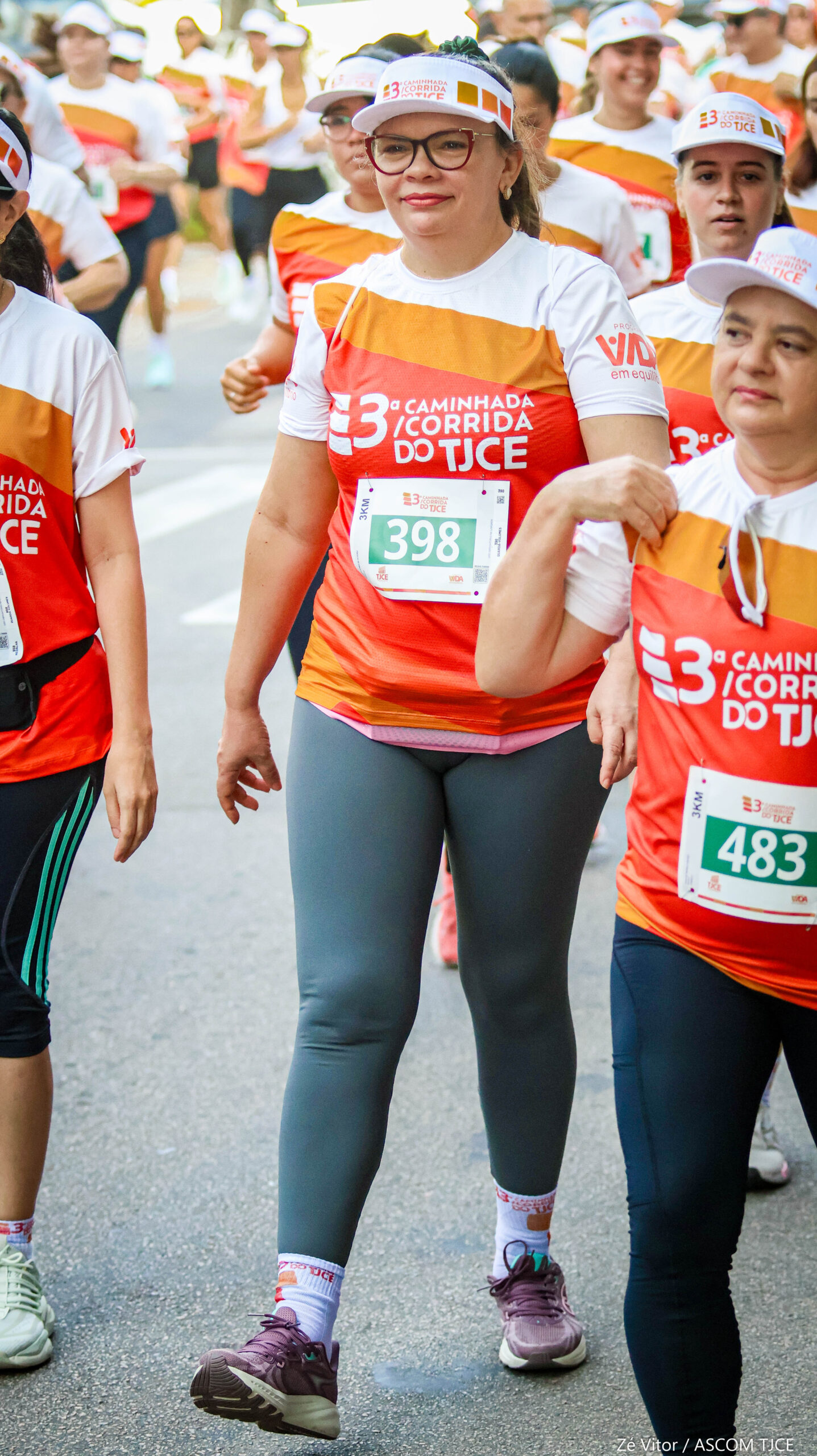 3ª Caminhada/Corrida do TJCE reúne membros do Judiciário em comemoração ao Mês do Servidor - Foto 246
