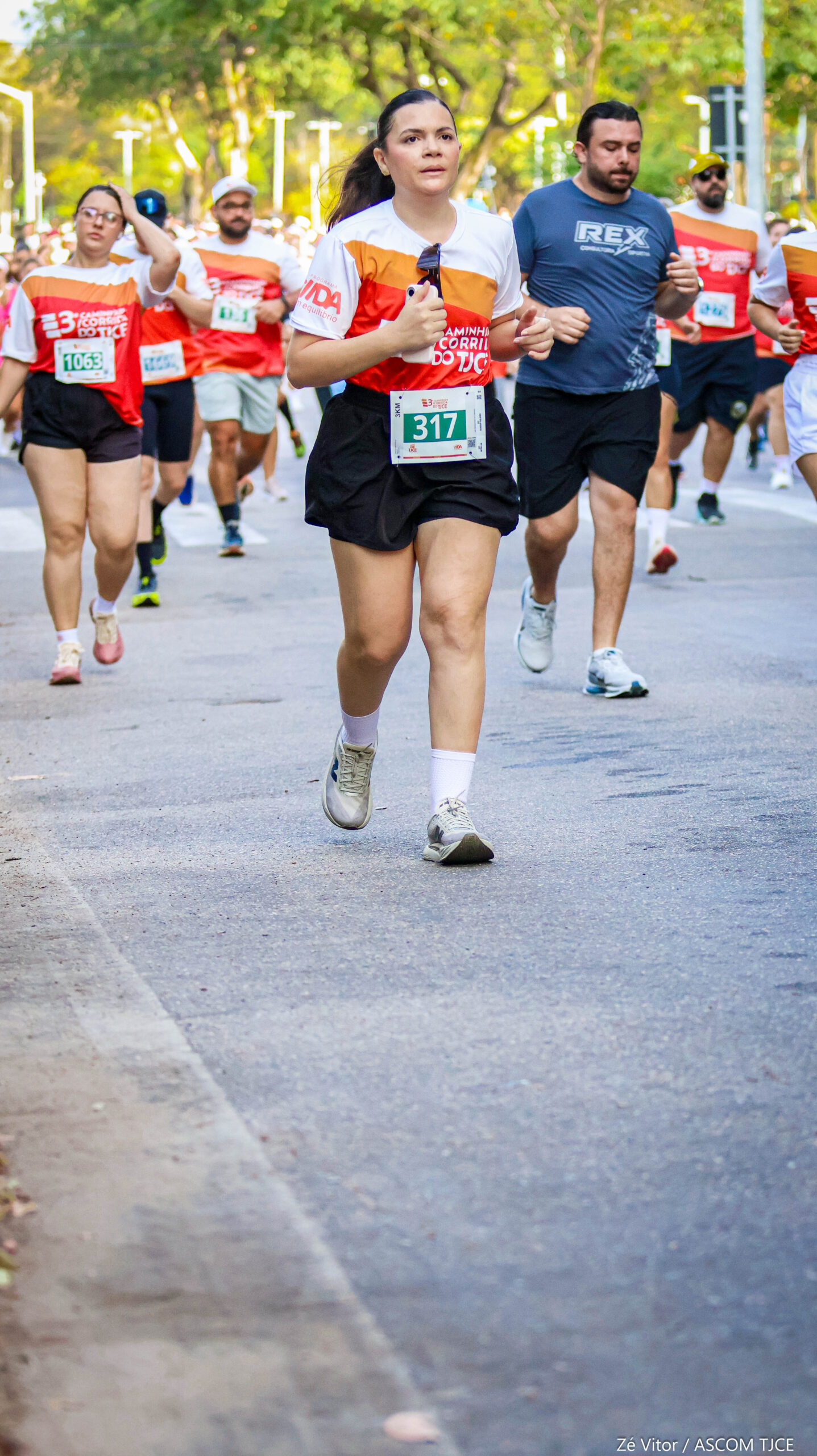 3ª Caminhada/Corrida do TJCE reúne membros do Judiciário em comemoração ao Mês do Servidor - Foto 254