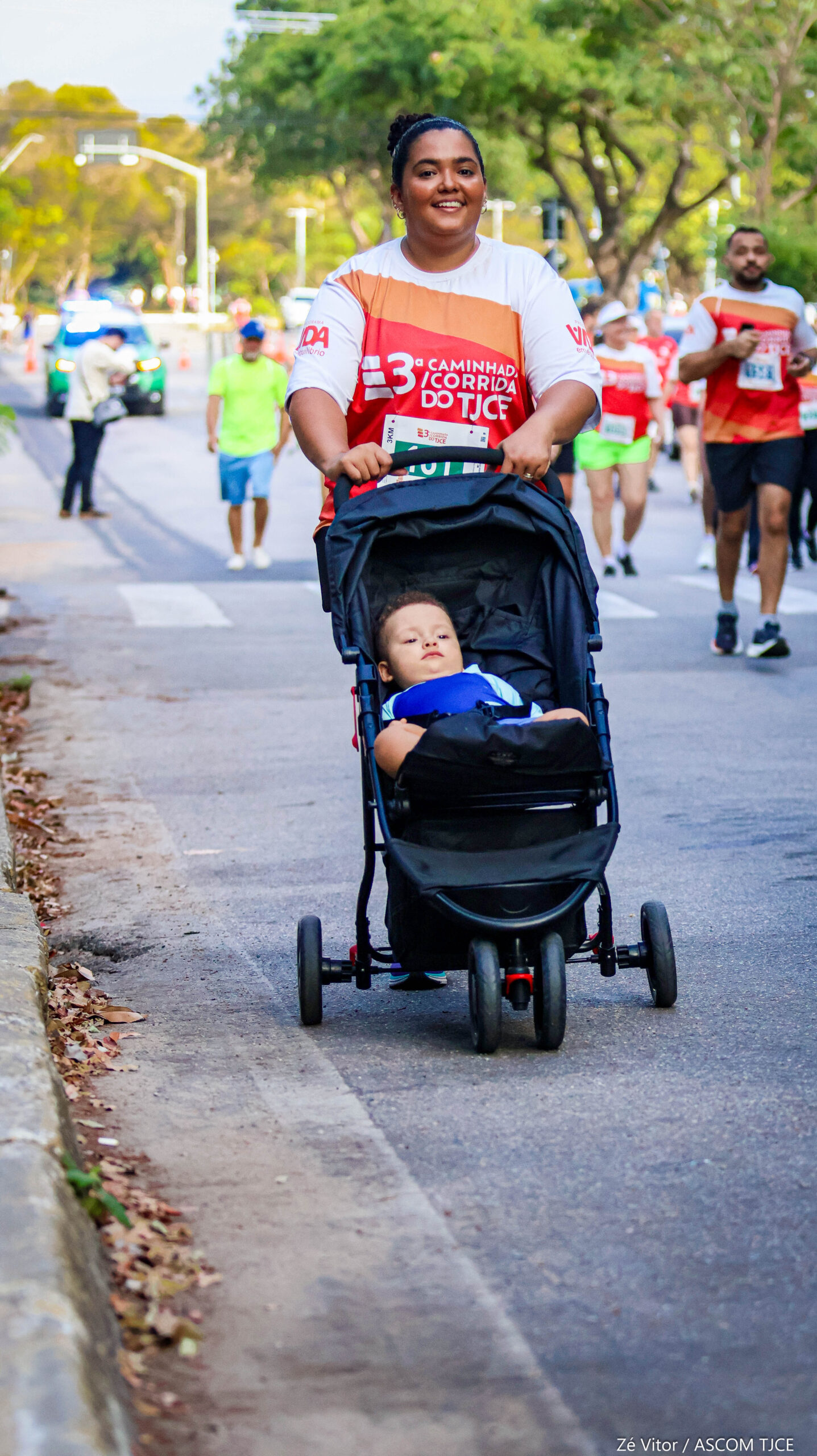 3ª Caminhada/Corrida do TJCE reúne membros do Judiciário em comemoração ao Mês do Servidor - Foto 256