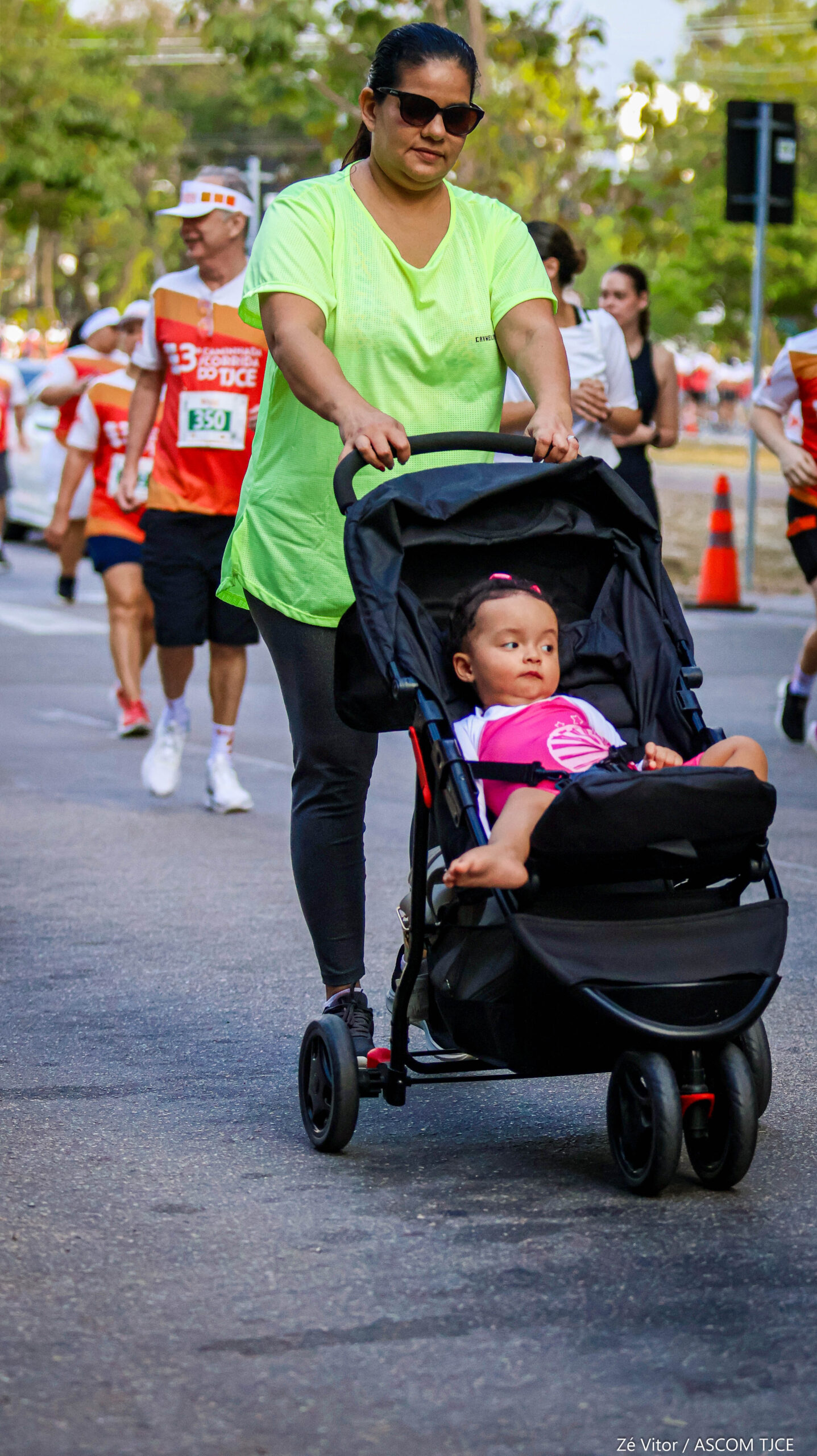 3ª Caminhada/Corrida do TJCE reúne membros do Judiciário em comemoração ao Mês do Servidor - Foto 257