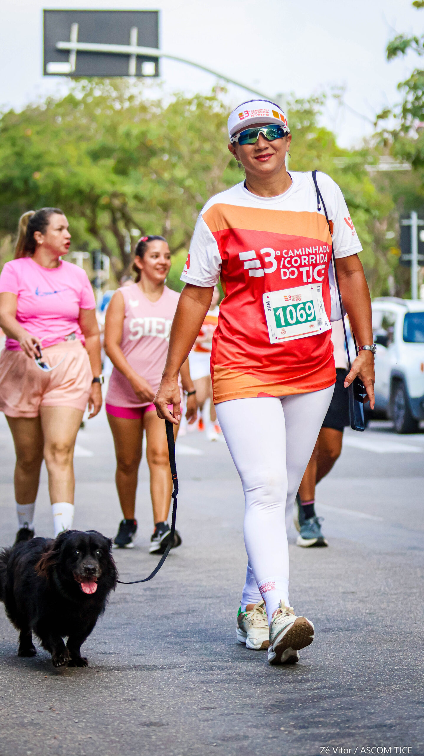 3ª Caminhada/Corrida do TJCE reúne membros do Judiciário em comemoração ao Mês do Servidor - Foto 264