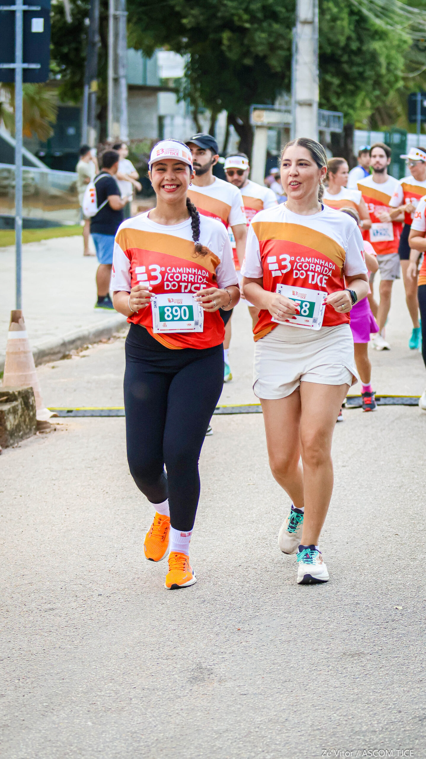 3ª Caminhada/Corrida do TJCE reúne membros do Judiciário em comemoração ao Mês do Servidor - Foto 267