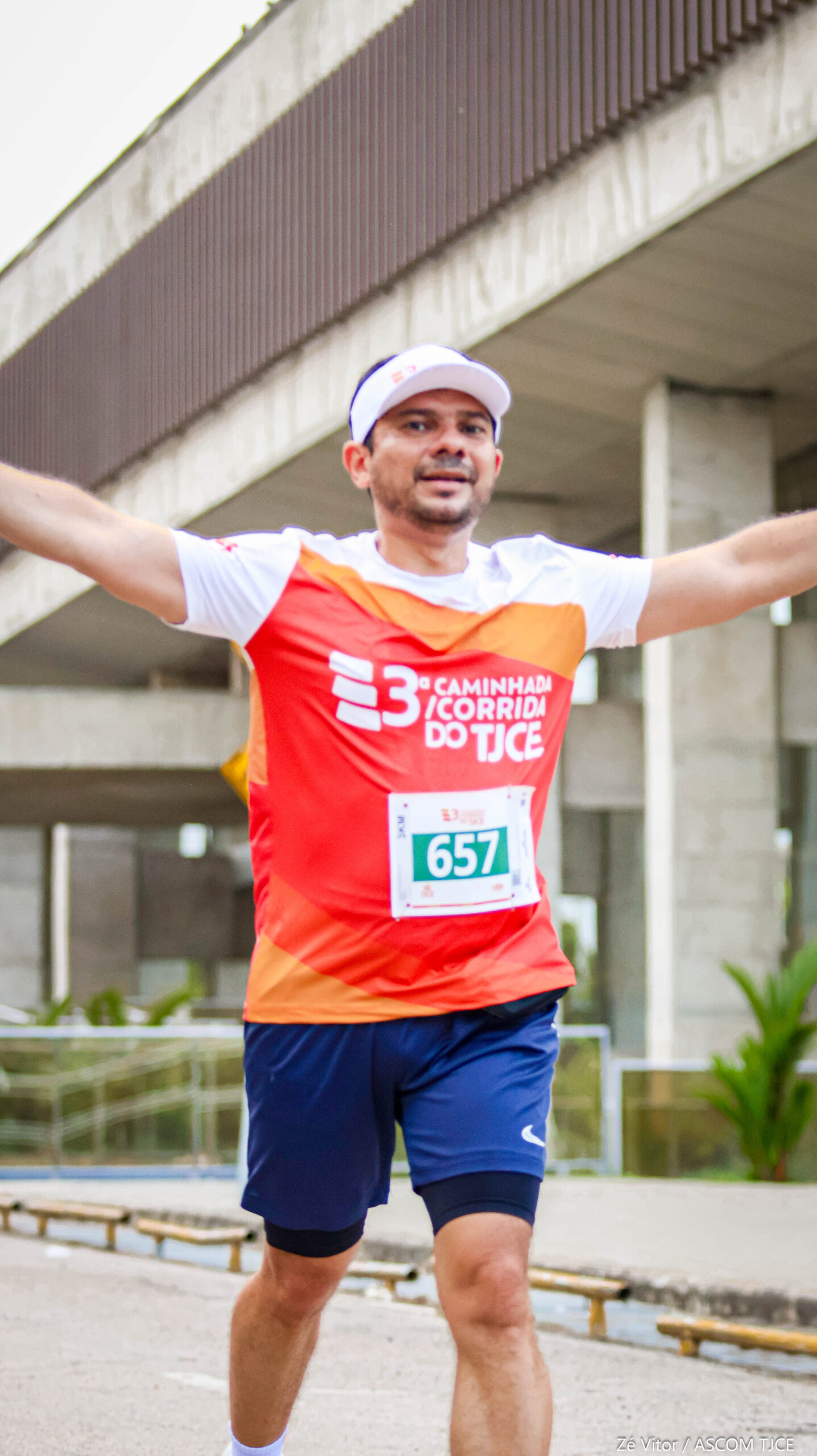 3ª Caminhada/Corrida do TJCE reúne membros do Judiciário em comemoração ao Mês do Servidor - Foto 285