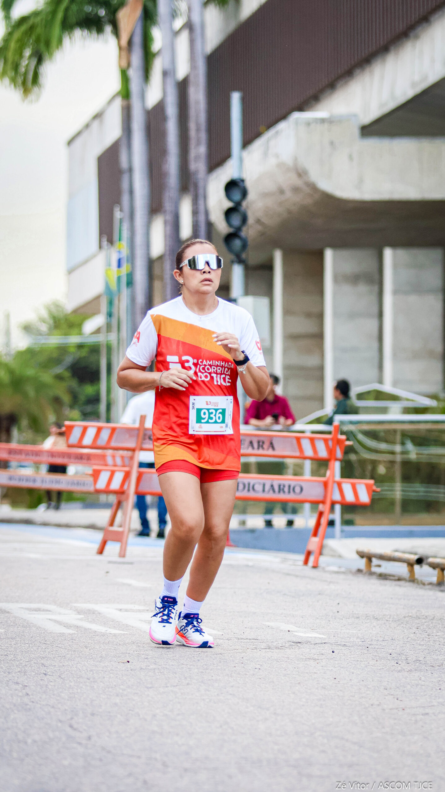 3ª Caminhada/Corrida do TJCE reúne membros do Judiciário em comemoração ao Mês do Servidor - Foto 302