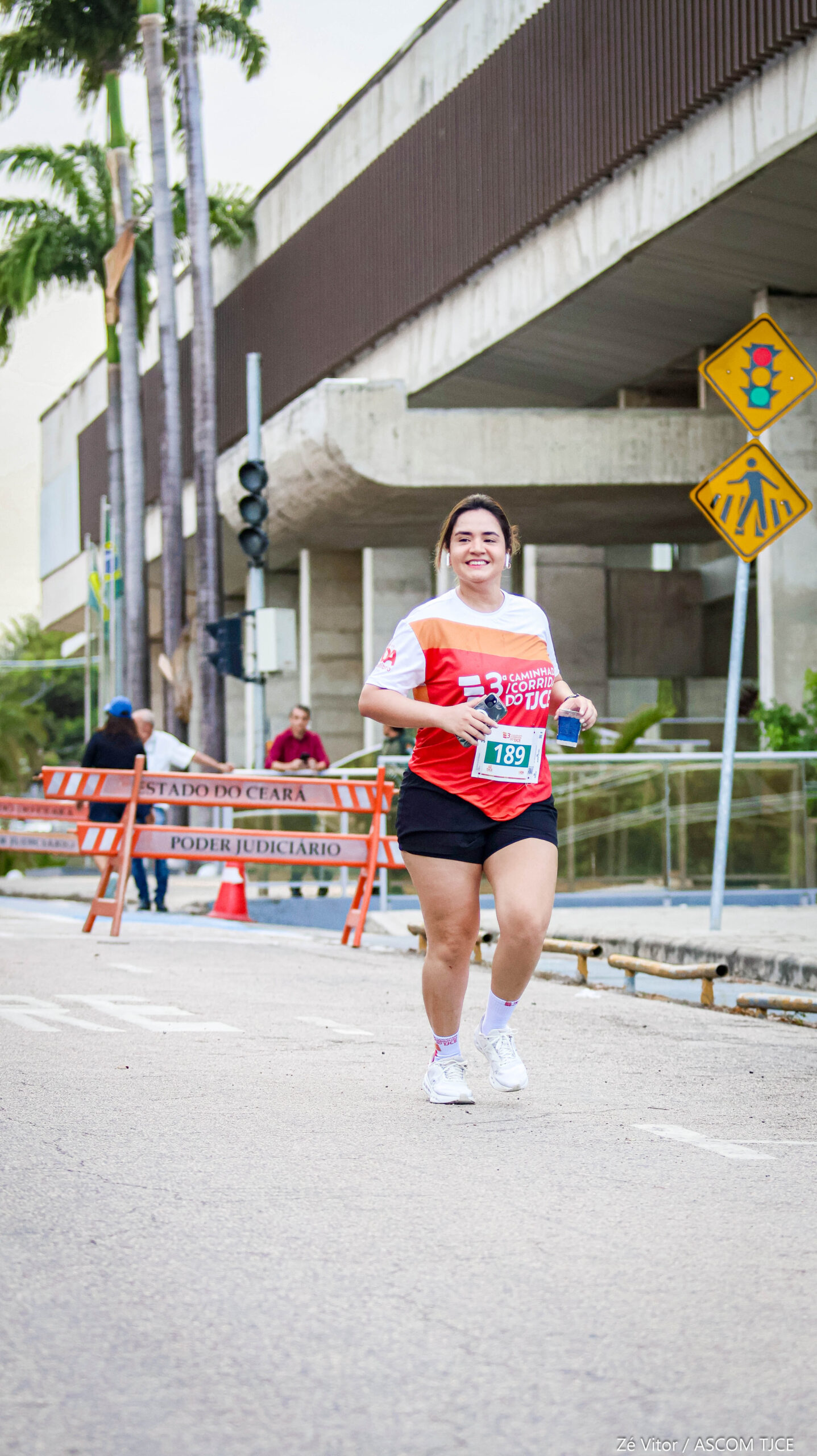 3ª Caminhada/Corrida do TJCE reúne membros do Judiciário em comemoração ao Mês do Servidor - Foto 305