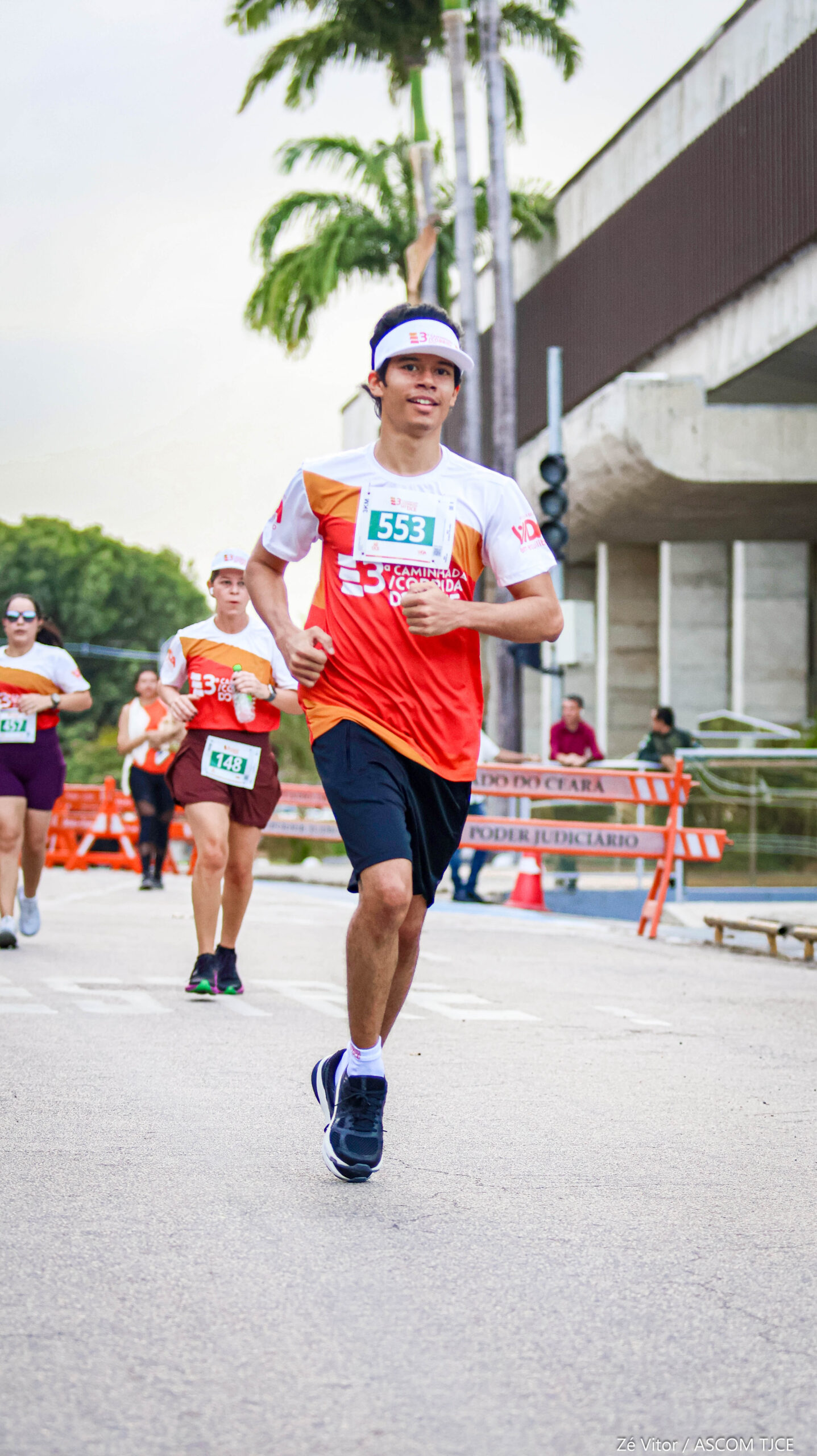 3ª Caminhada/Corrida do TJCE reúne membros do Judiciário em comemoração ao Mês do Servidor - Foto 310