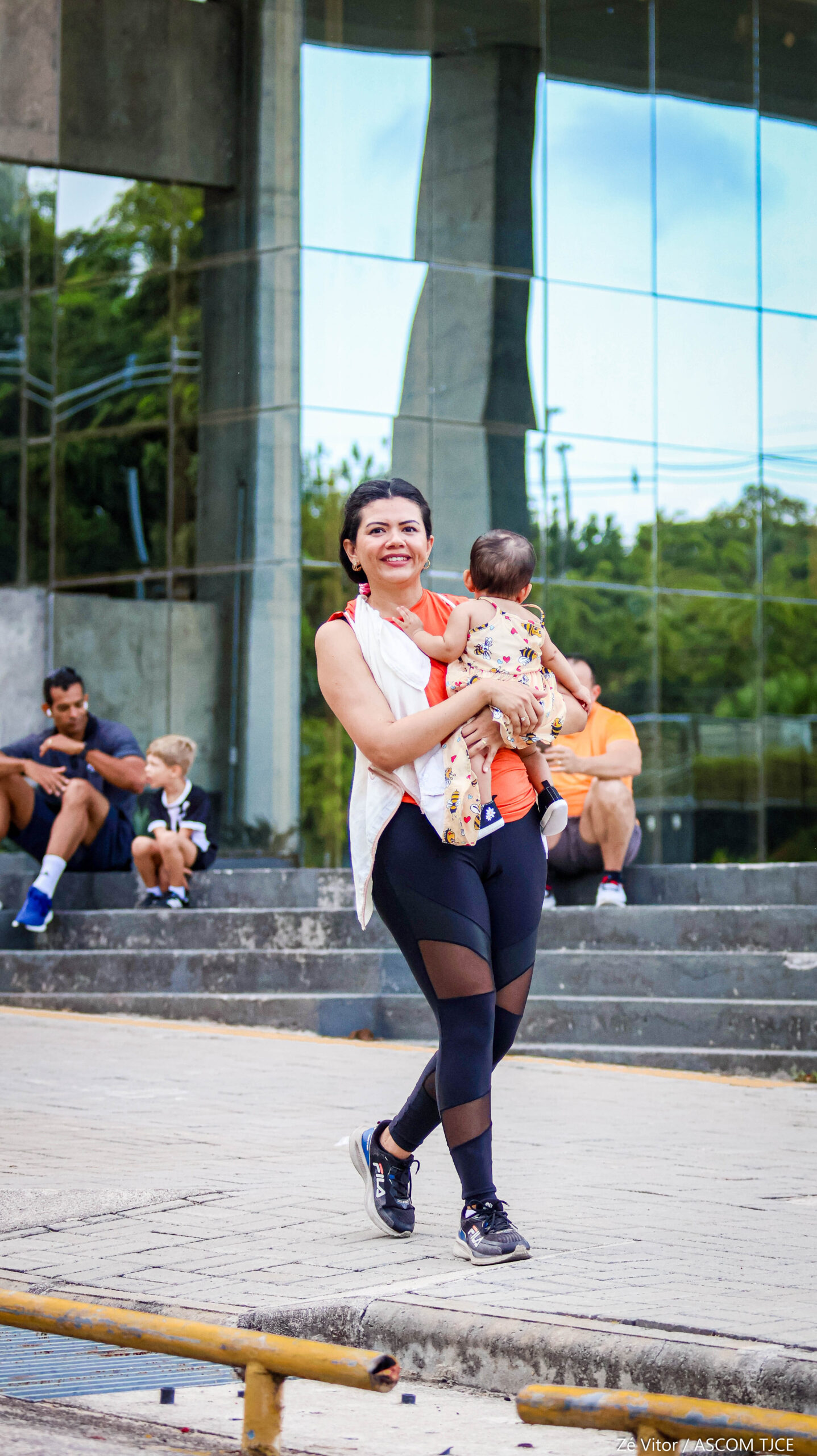 3ª Caminhada/Corrida do TJCE reúne membros do Judiciário em comemoração ao Mês do Servidor - Foto 318