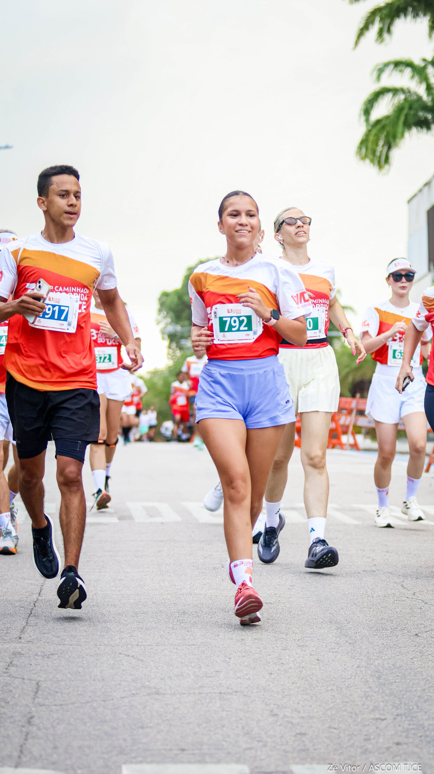 3ª Caminhada/Corrida do TJCE reúne membros do Judiciário em comemoração ao Mês do Servidor - Foto 326